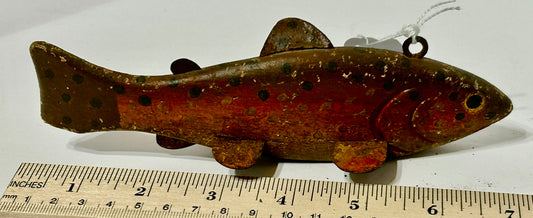 ICE SPEAR FISHING WOOD DECOY