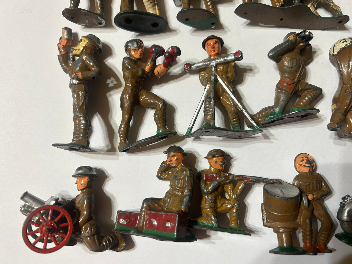 ANTIQUE TOY LEAD SOLDIERS GROUP WITH MANY UNUSUAL