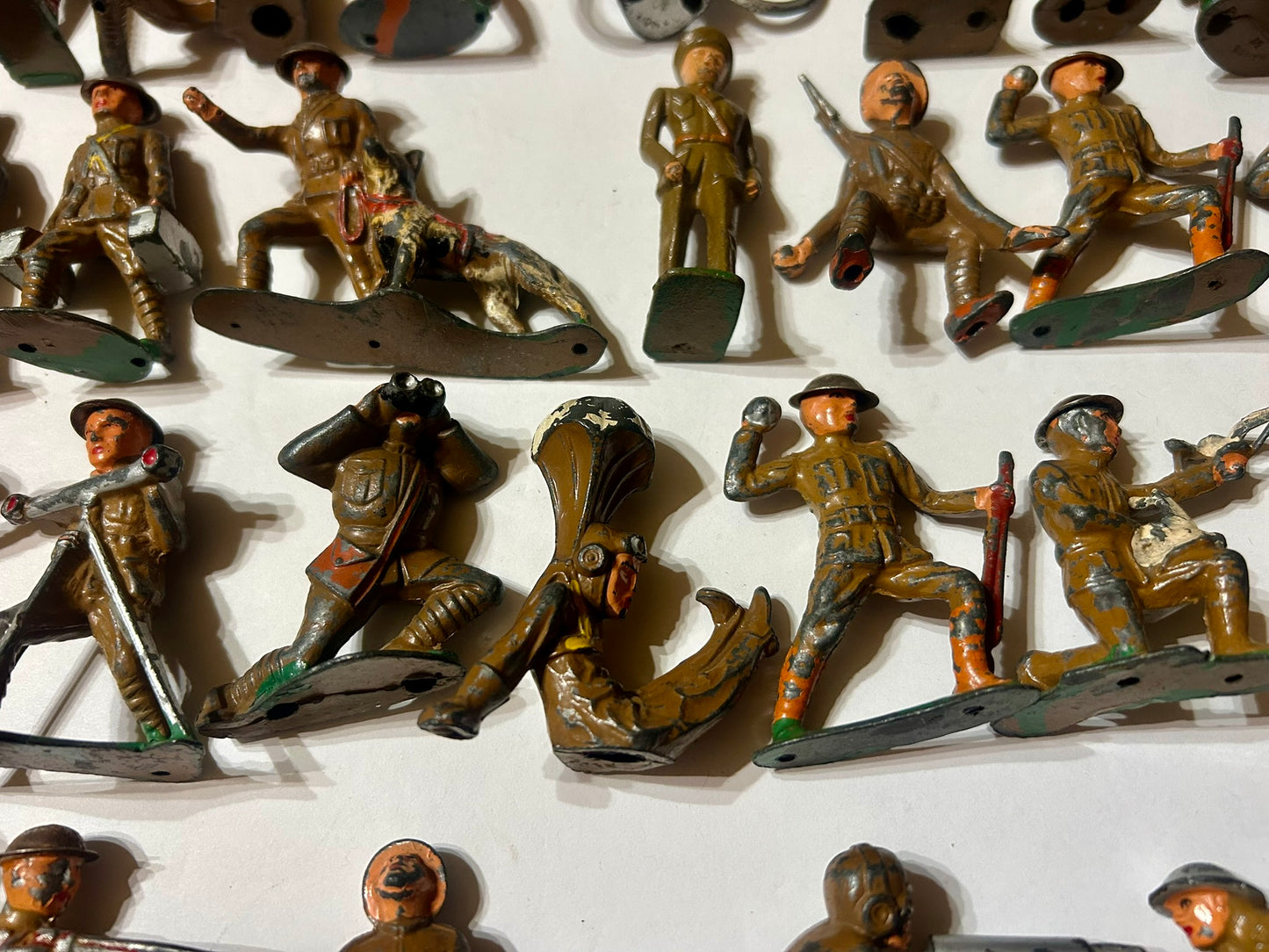 ANTIQUE TOY LEAD SOLDIERS GROUP WITH MANY UNUSUAL