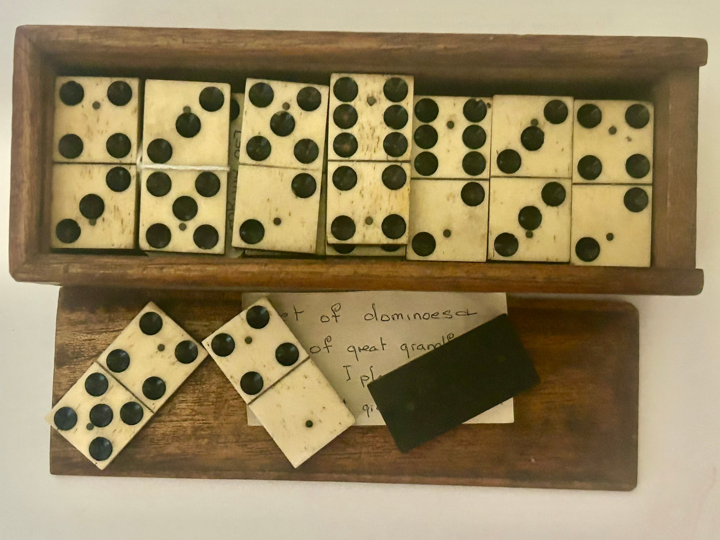 ANTIQUE DOMINOS SET OF WALRUS IVORY IN ORIGINAL HANDMADE BOX