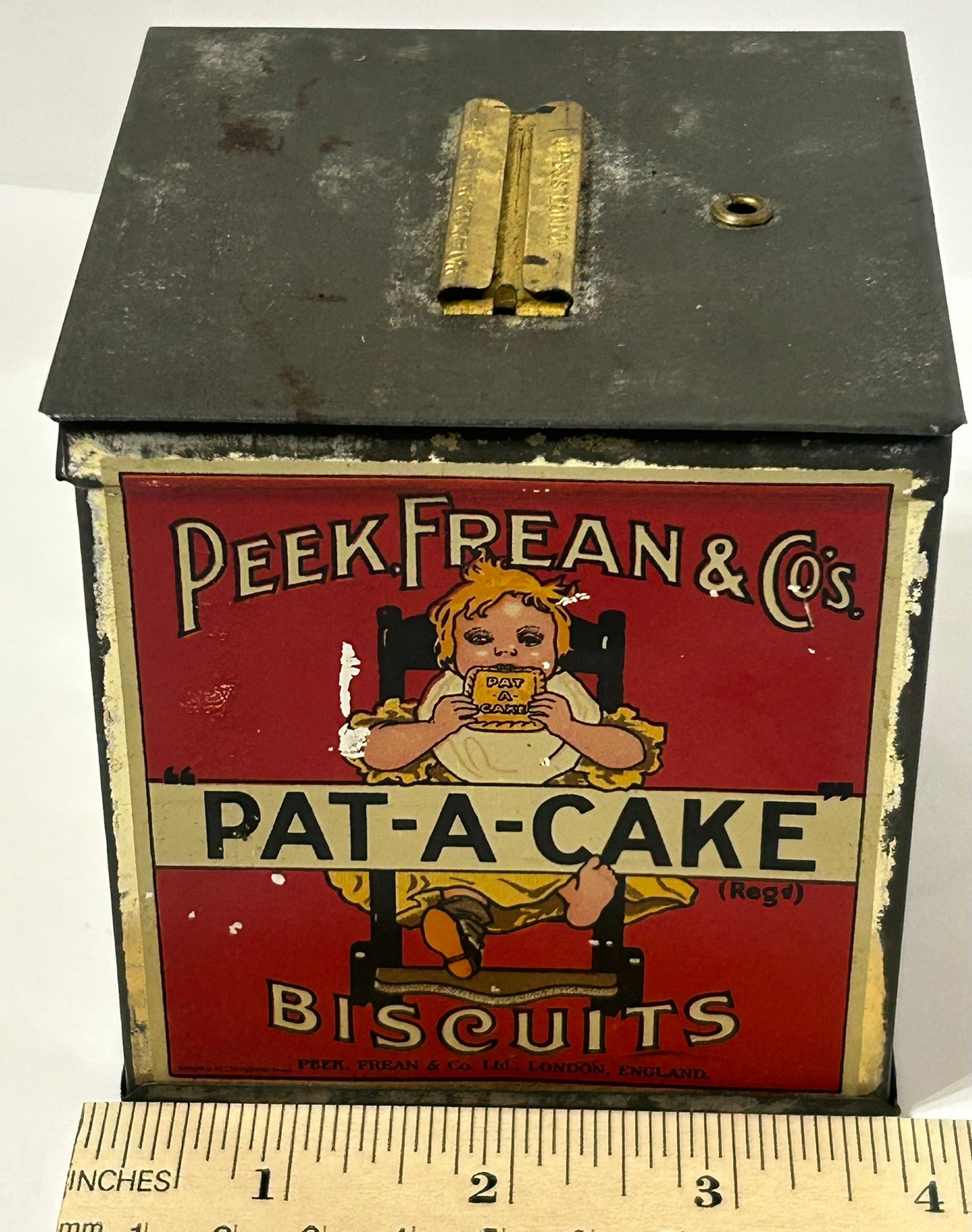 ANTIQUE BISCUIT TIN BY PEEK FREAN & CO.