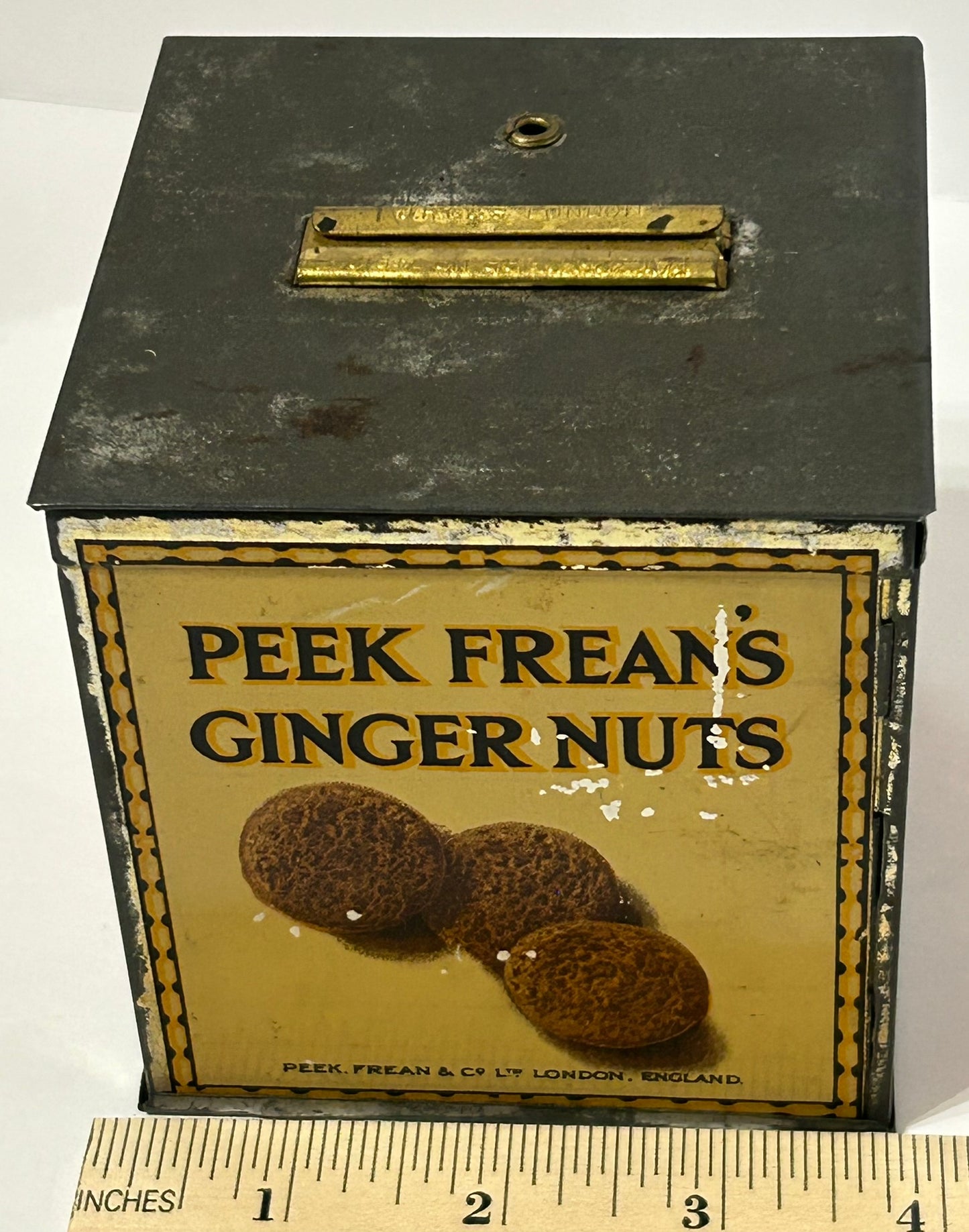 ANTIQUE BISCUIT TIN BY PEEK FREAN & CO.