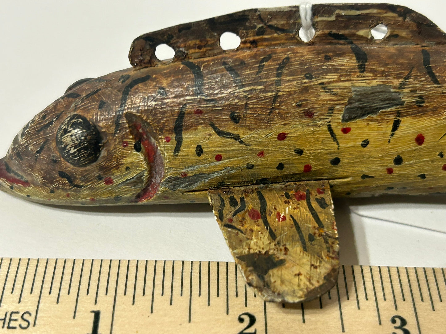 SPEAR FISHING WOOD ICE DECOY