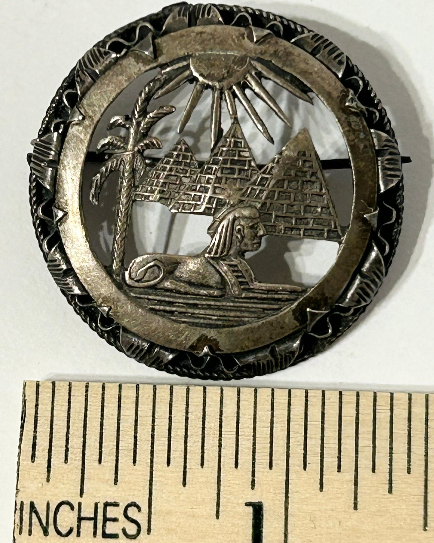 EGYPTIAN DESIGN ANTIQUE STERLING PIN