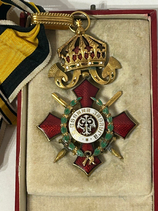 IMPERIAL BULGARIAN EARLY MEDAL WITH CASE