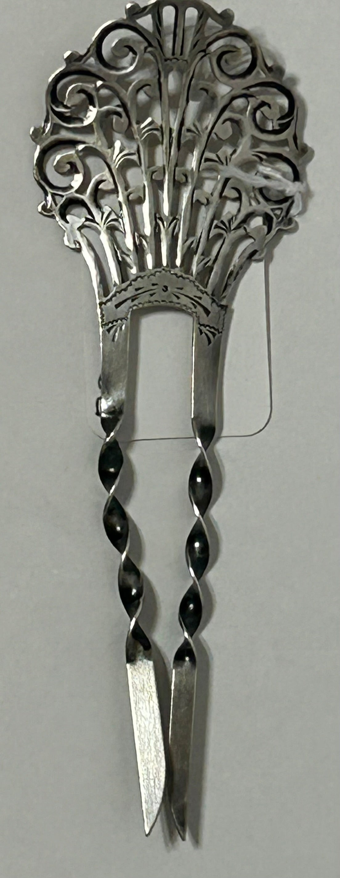 STERLING ANTIQUE FANCY HAIR COMB