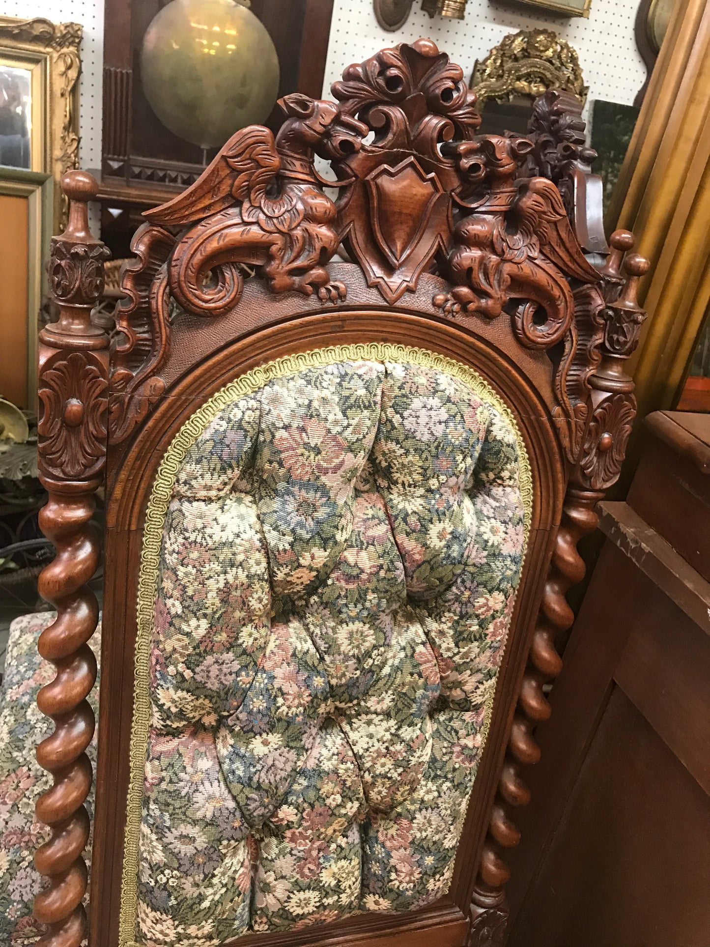 1870 TUFTED VICTORIAN SETTEE AND TWO CHAIRS