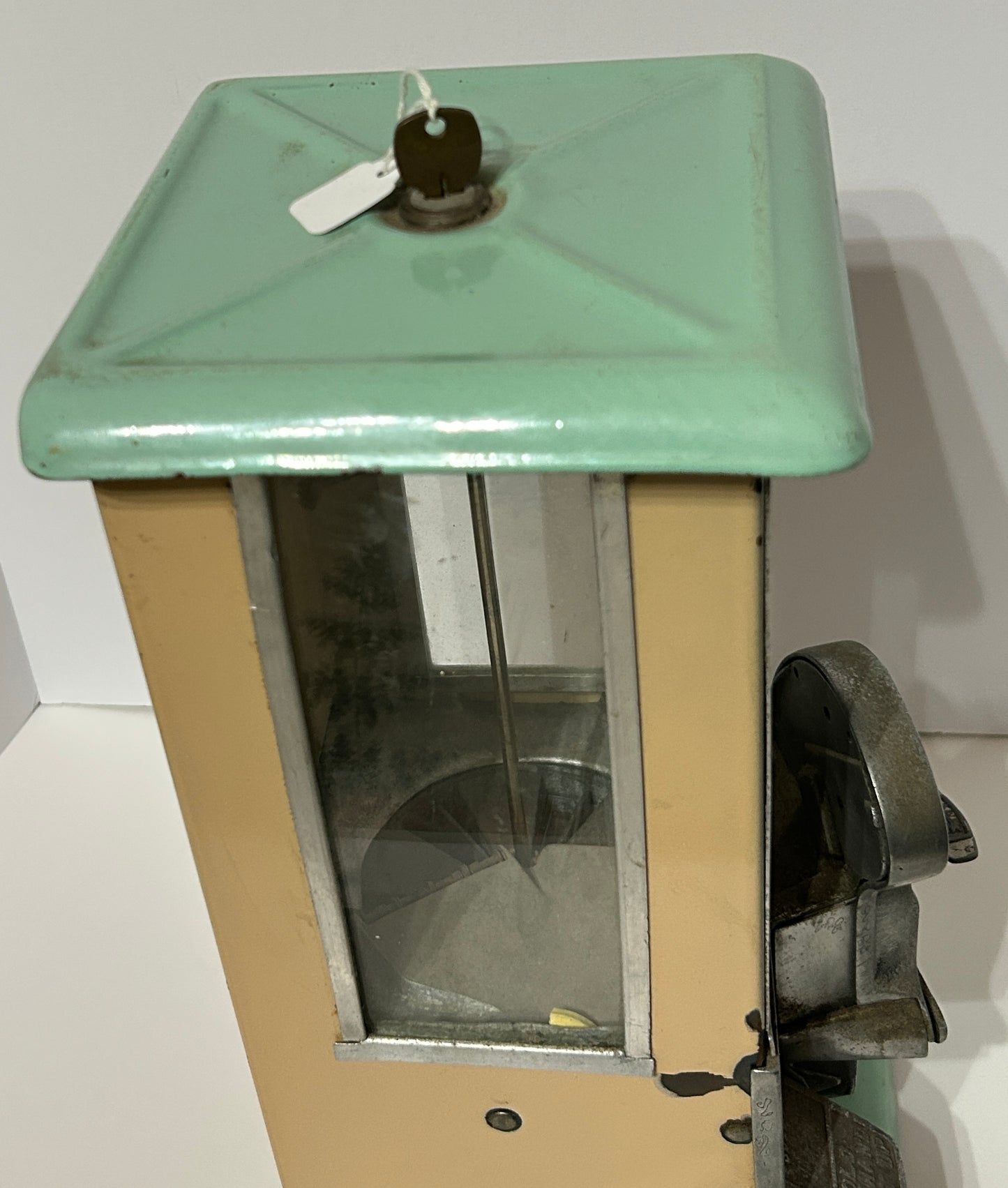 MASTER'S GOOSENECK VENDING MACHINE PENNY OR NICKEL OPERATED GREEN AND TAN ENAMELED