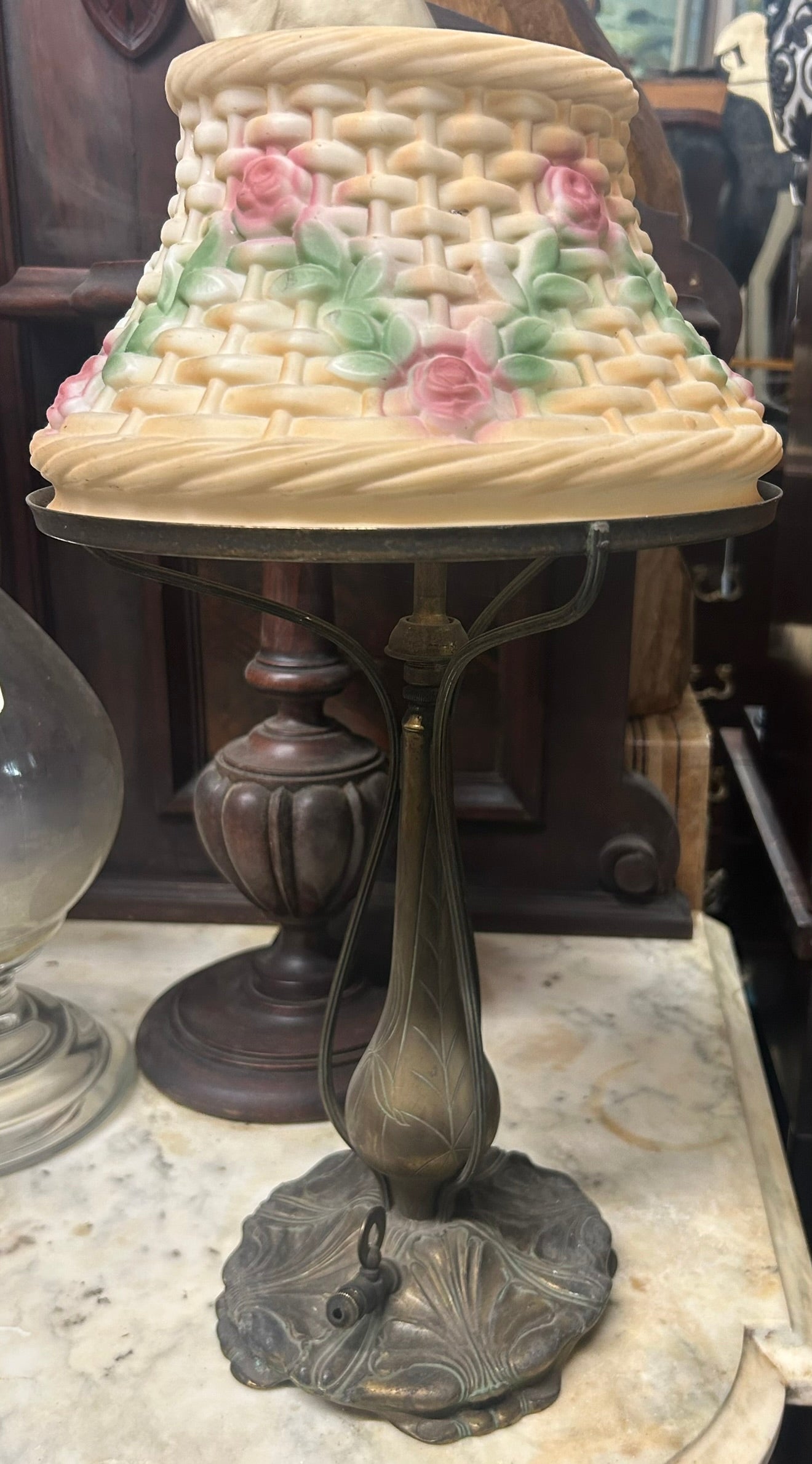 ANTIQUE LAMP WITH BASKET DESIGN GLASS SHADE