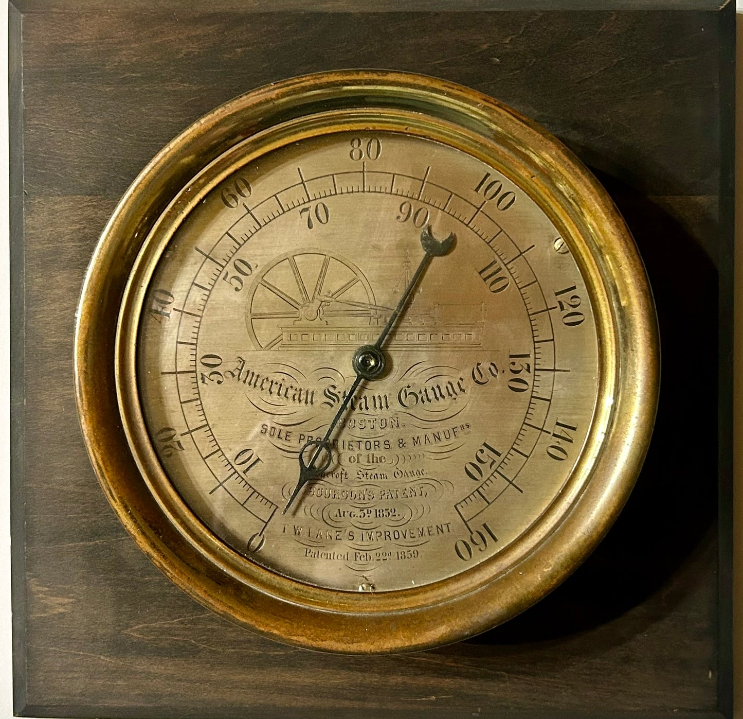 AMERICAN STEAM GUAGE 1859 WITH ENGRAVED BOX BED ENGINE DESIGN