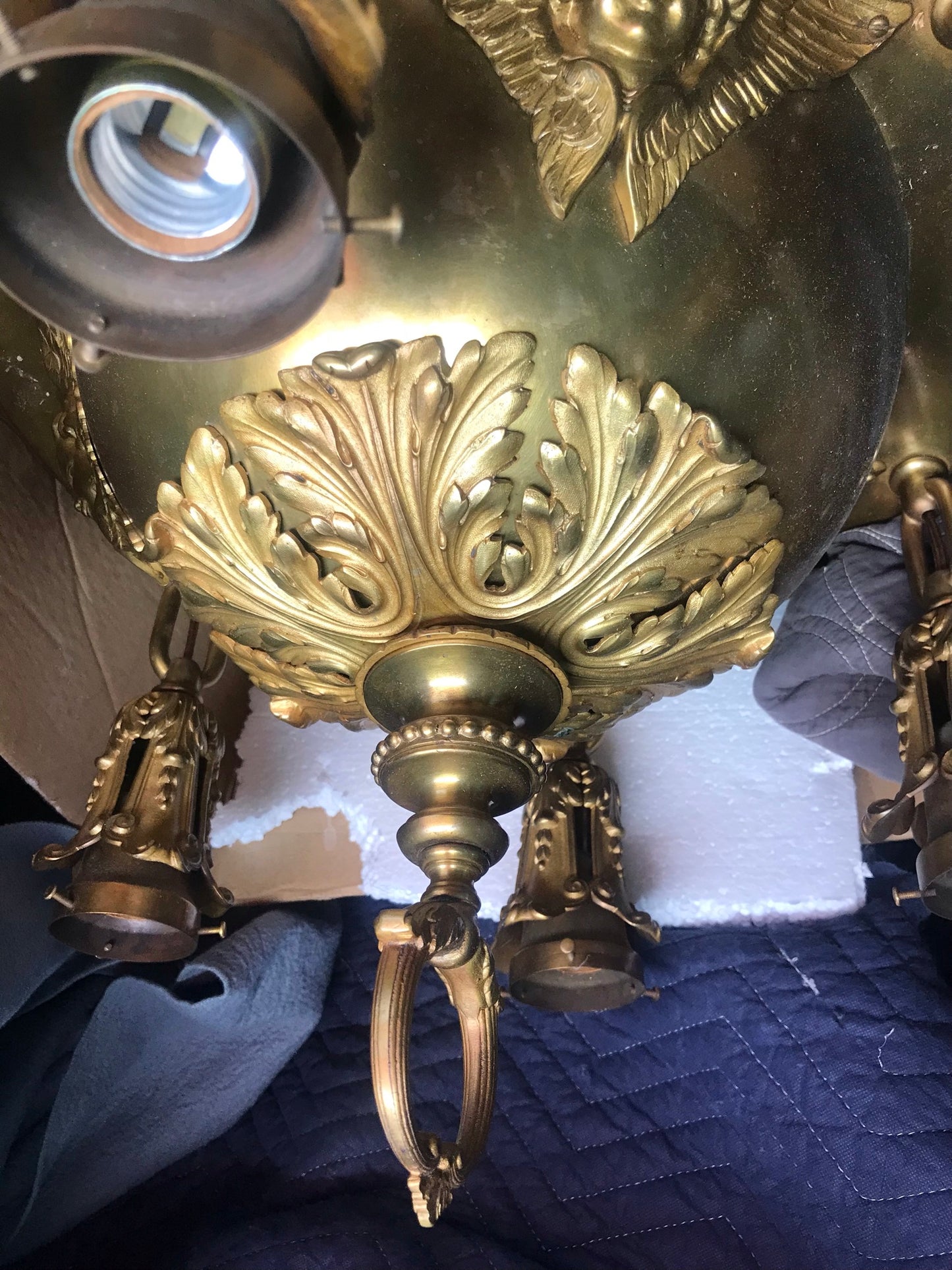 LARGE BRASS HANGING ANTIQUE LIGHT FIXTURE WITH CHERUB HEADS