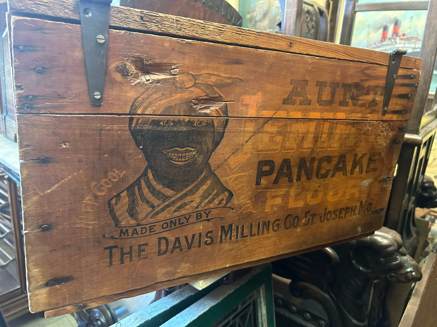 ANTIQUE AUNT JEMIMA'S PANCAKE FLOUR CRATE WITH GRAPHICS