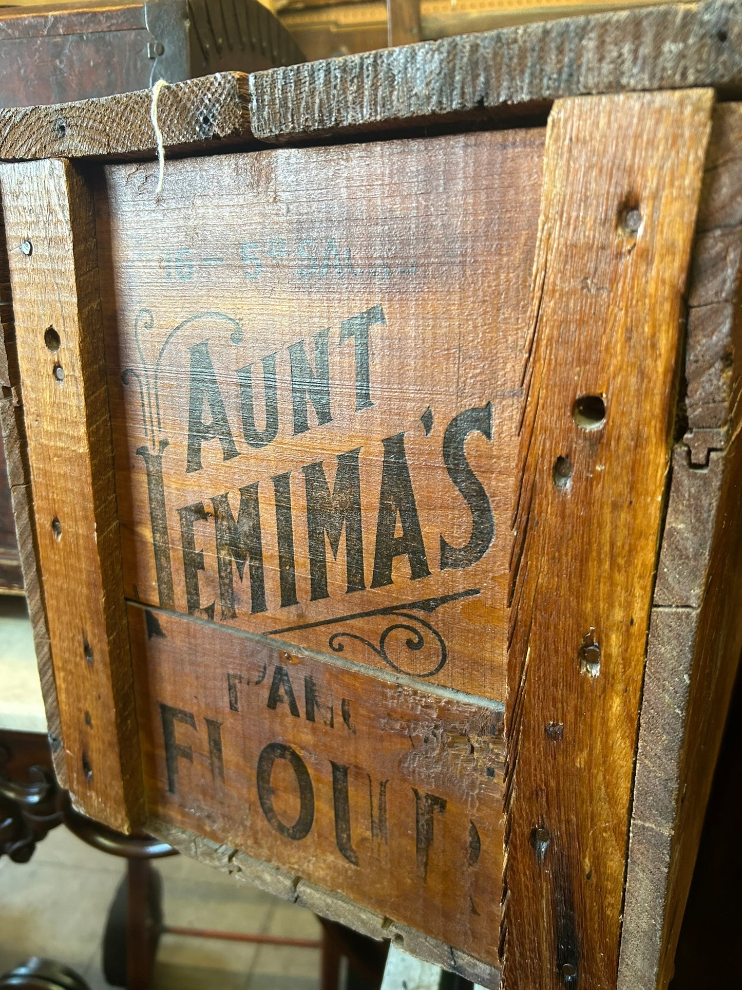 ANTIQUE AUNT JEMIMA'S PANCAKE FLOUR CRATE WITH GRAPHICS