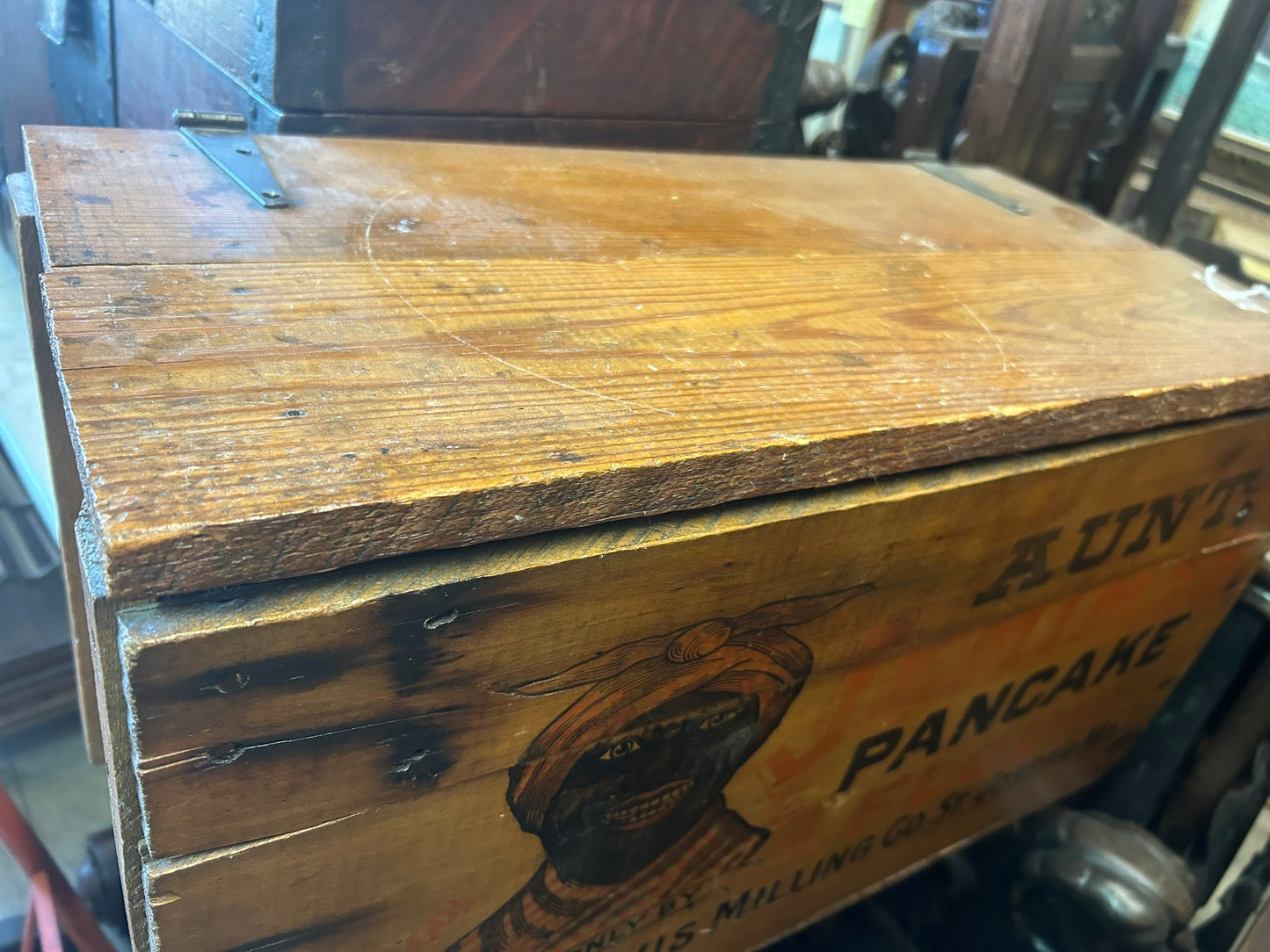 ANTIQUE AUNT JEMIMA'S PANCAKE FLOUR CRATE WITH GRAPHICS