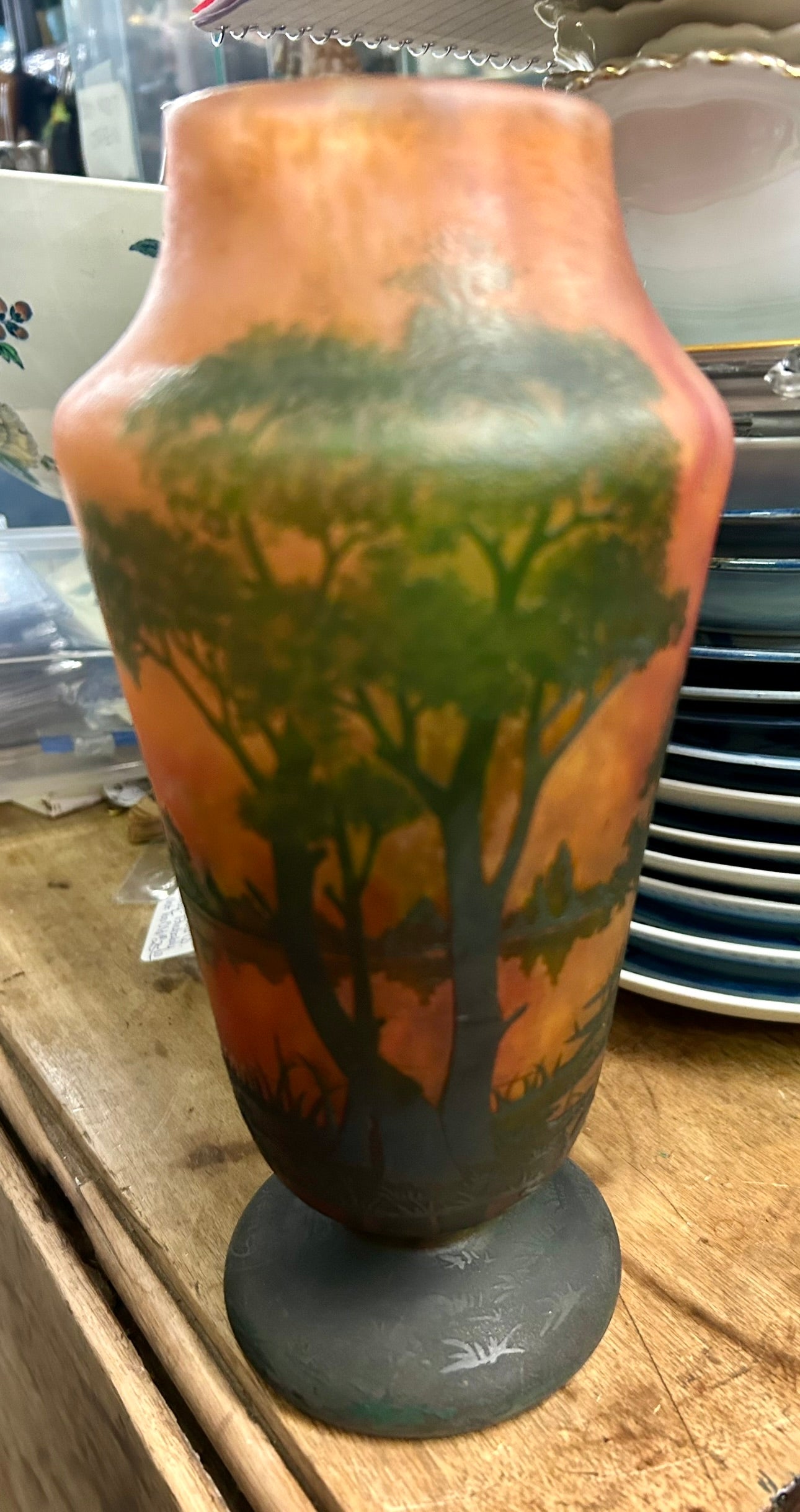 DAUM NANCY SCENIC CAMEO VASE