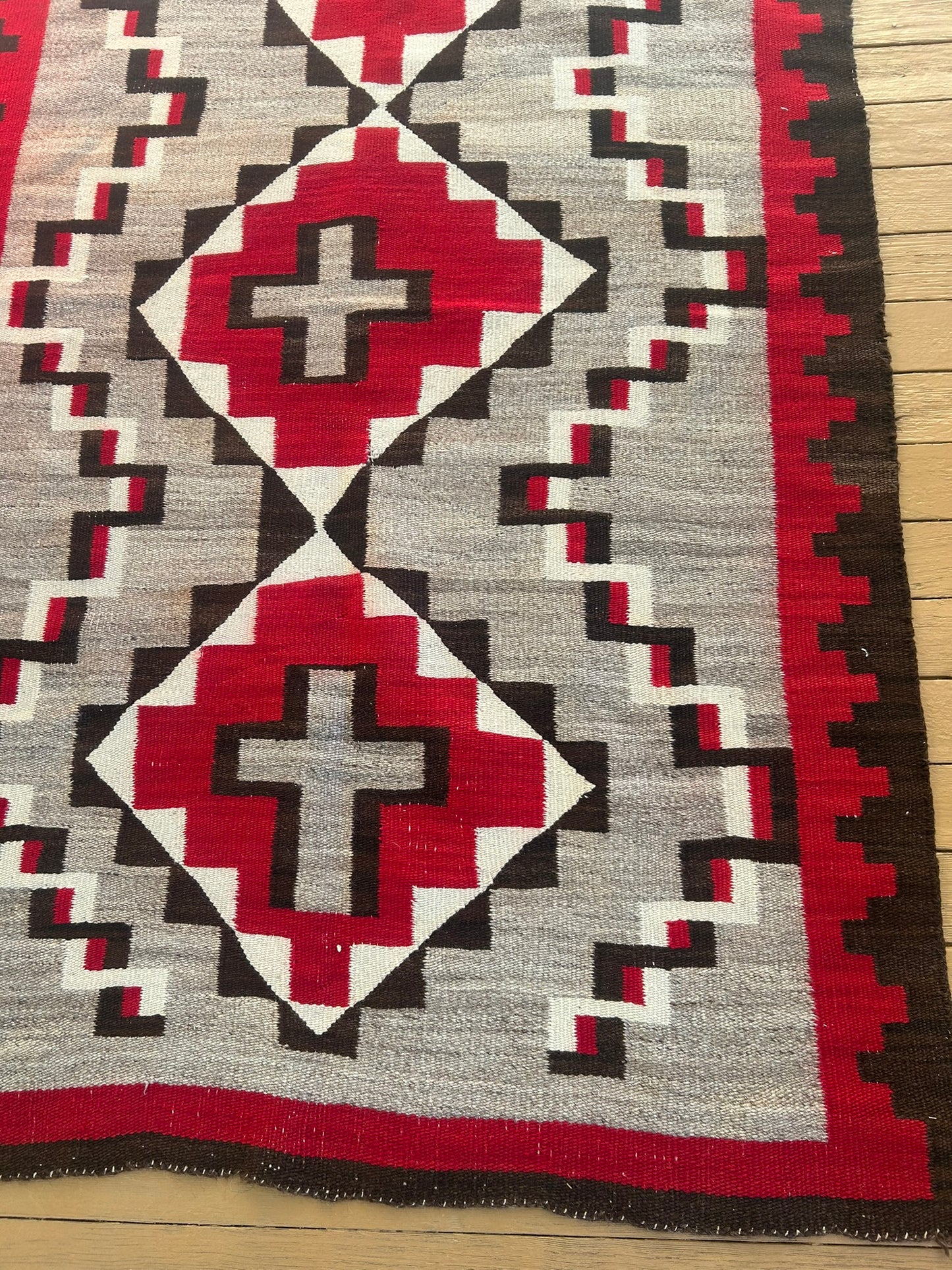 ANTIQUE NAVAJO WEAVING