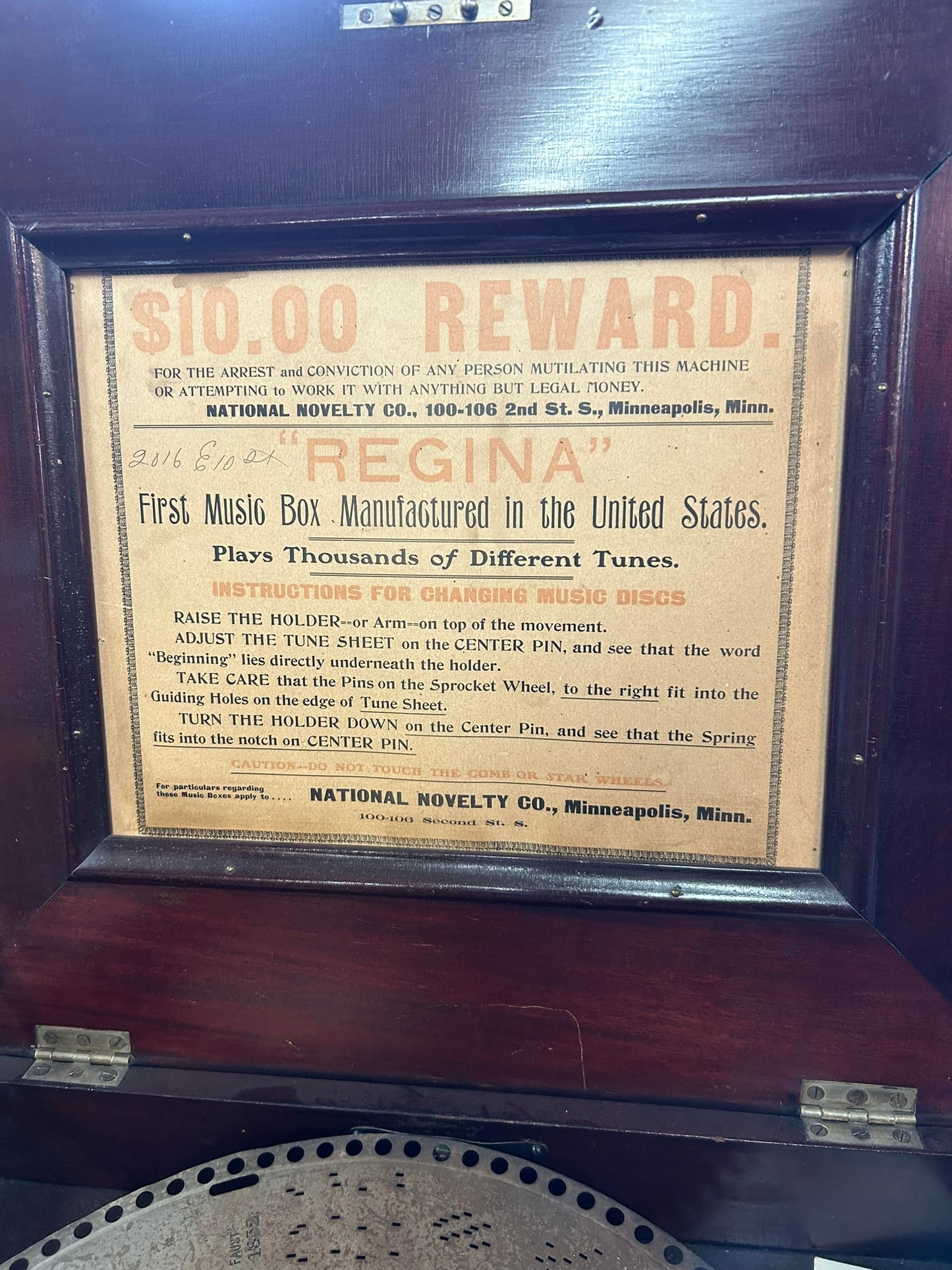 REGINA COIN OPERATED DISC MUSIC BOX