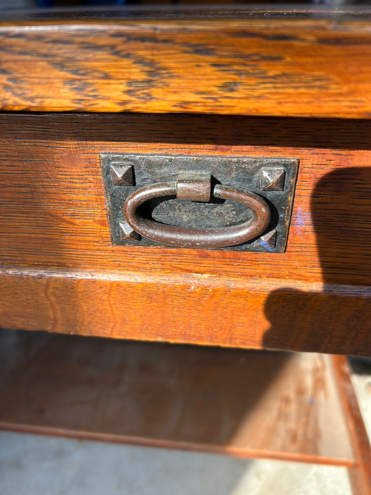 STICKLEY ARTS AND CRAFTS OAK DESK