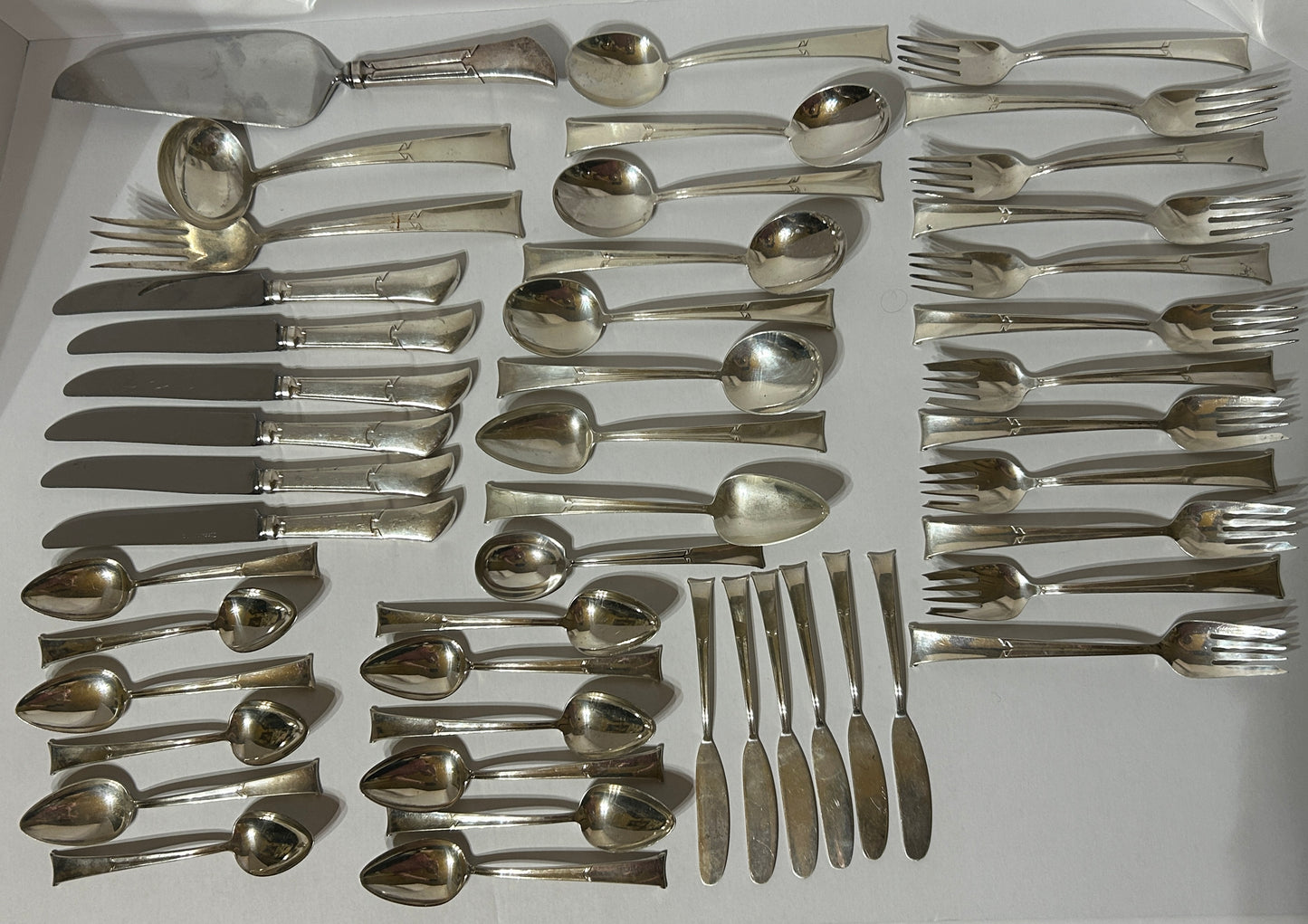 TIFFANY STERLING LINENFOLD PATTERN FLATWARE SET