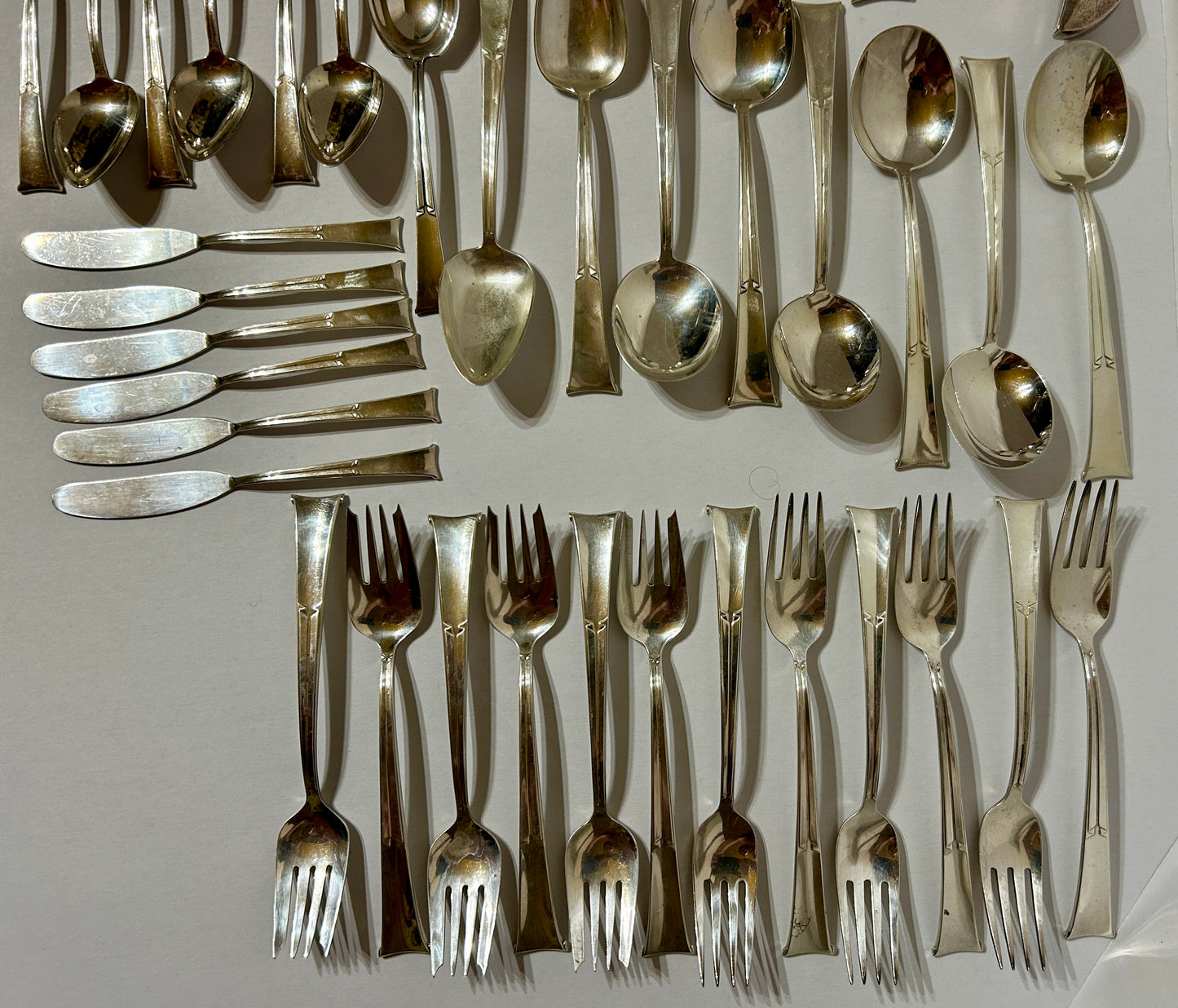 TIFFANY STERLING LINENFOLD PATTERN FLATWARE SET