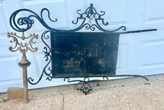 ANTIQUE TRADE SIGN FOR LOCKSMITH