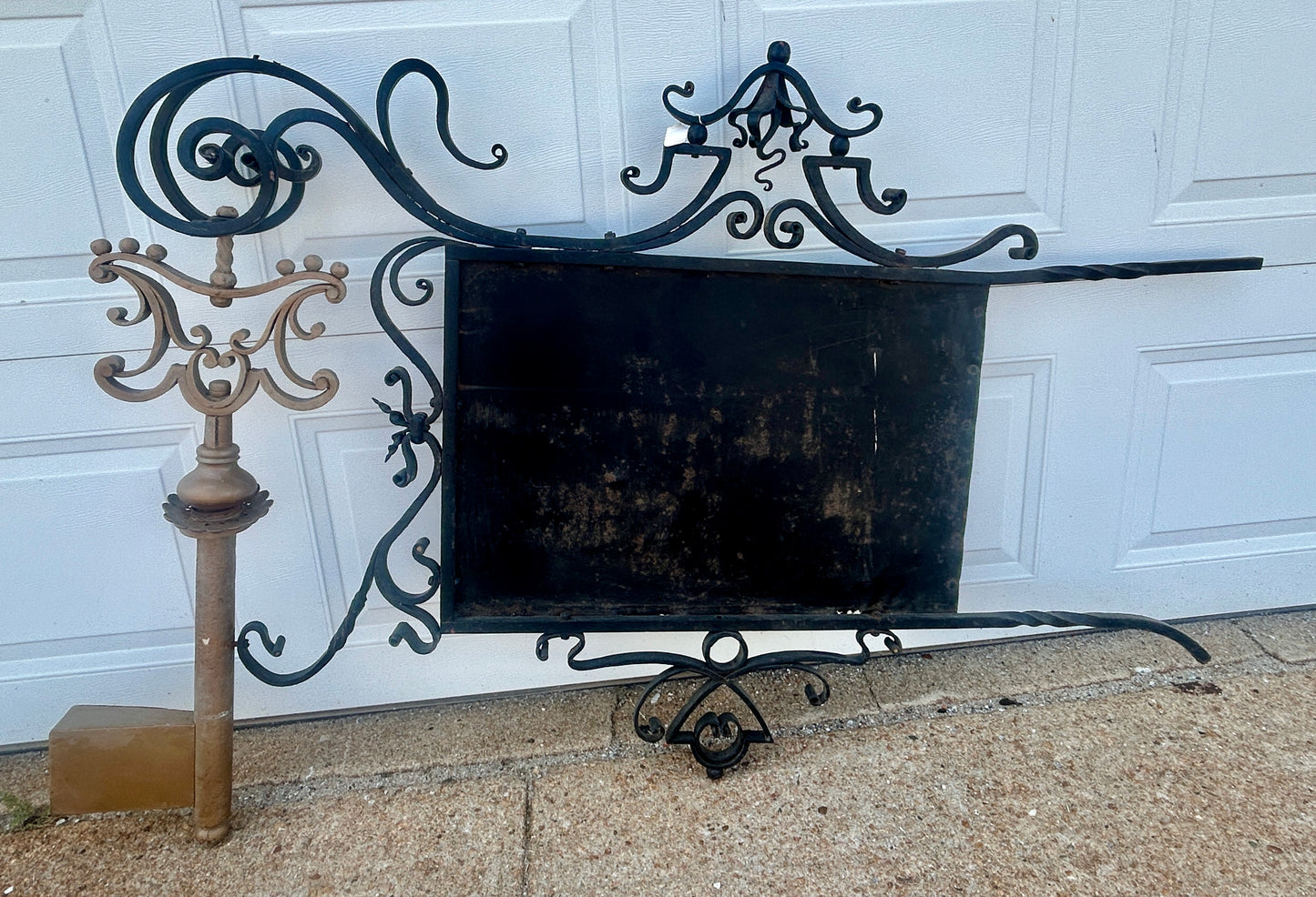 ANTIQUE TRADE SIGN FOR LOCKSMITH