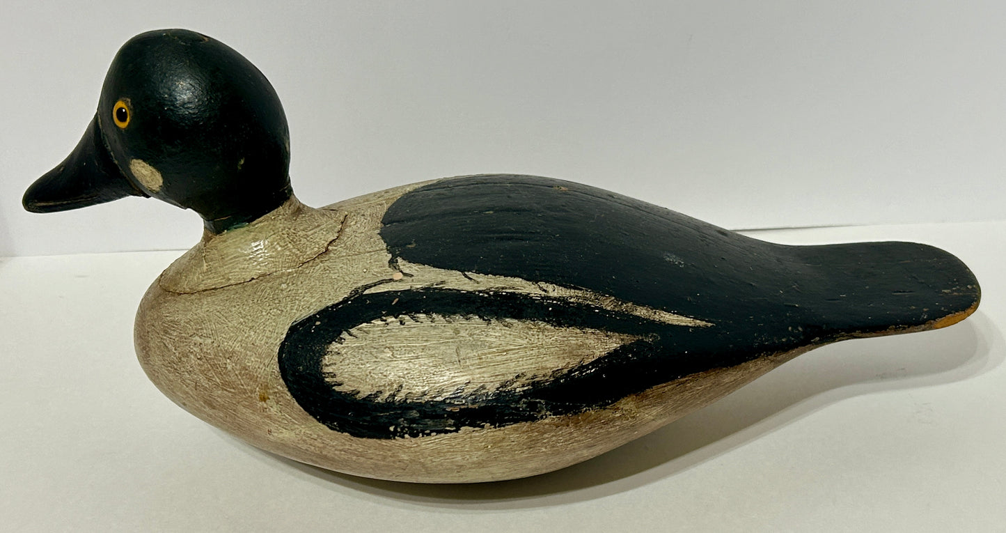 ANTIQUE WOODEN DECOY OF GOLDEN EYE DRAKE