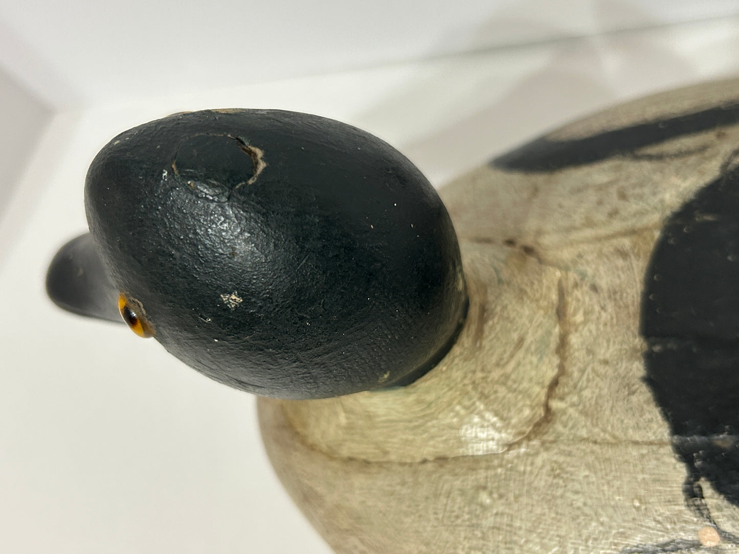 ANTIQUE WOODEN DECOY OF GOLDEN EYE DRAKE