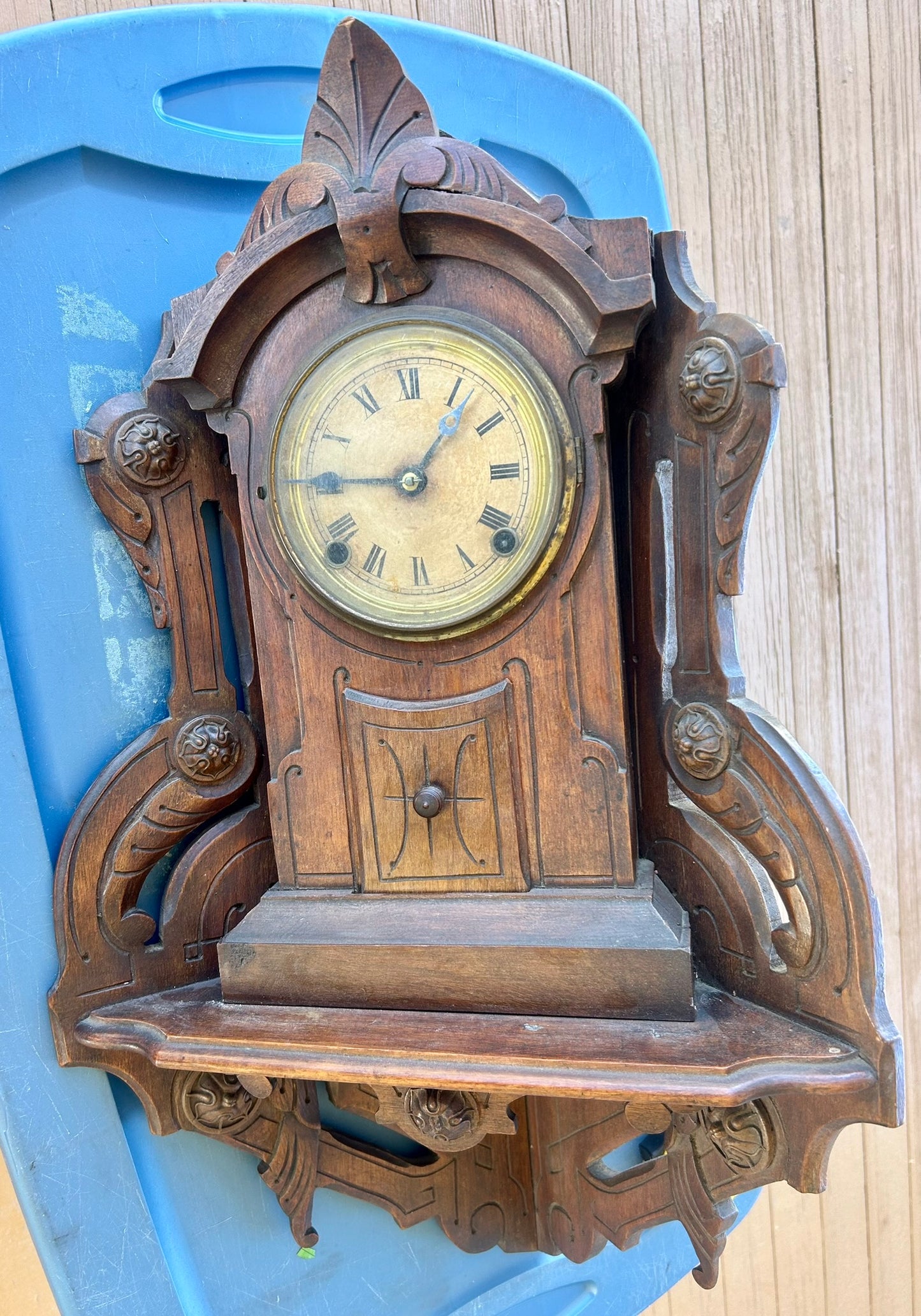 ANTIQUE FANCY HANGING CORNER CLOCK