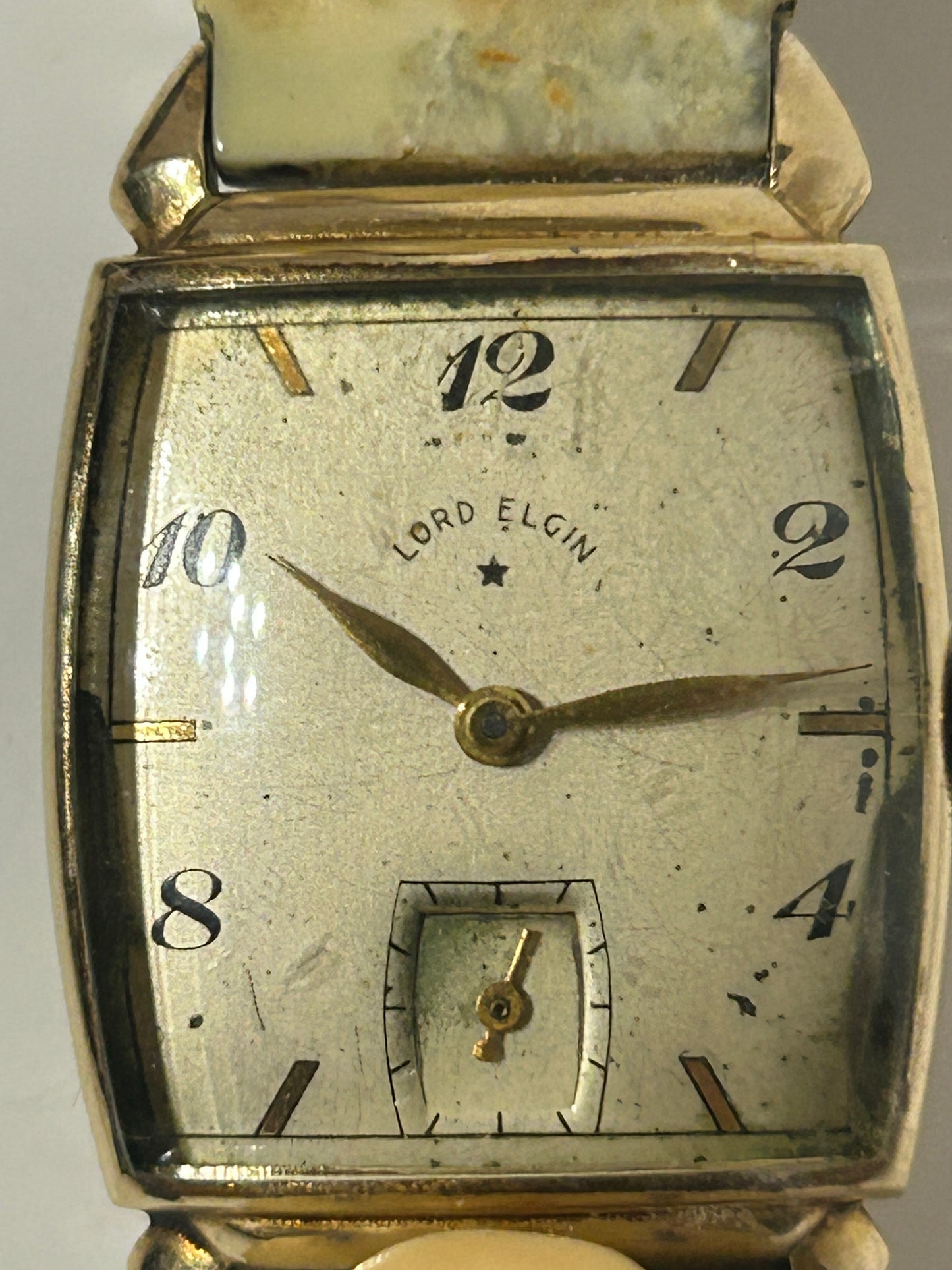 CARVED WALRUS IVORY BAND ON LORD ELGIN WRIST WATCH