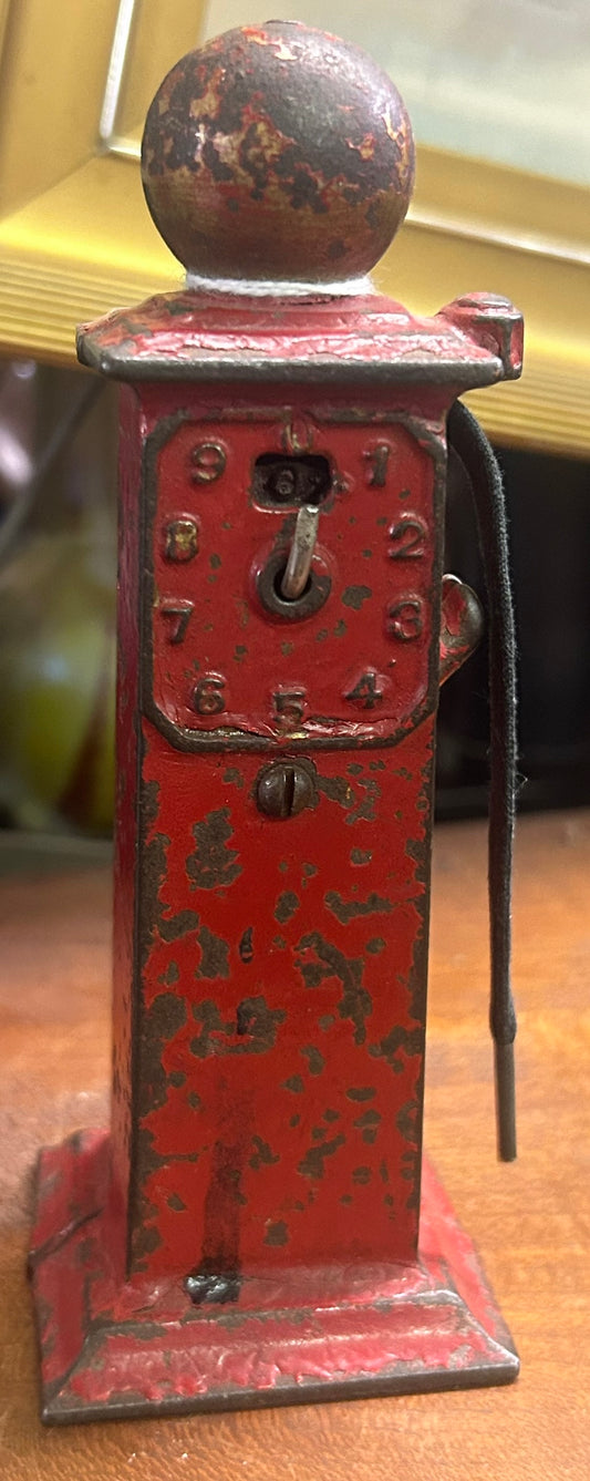 RARE GAS PUMP TOY STILL BANK