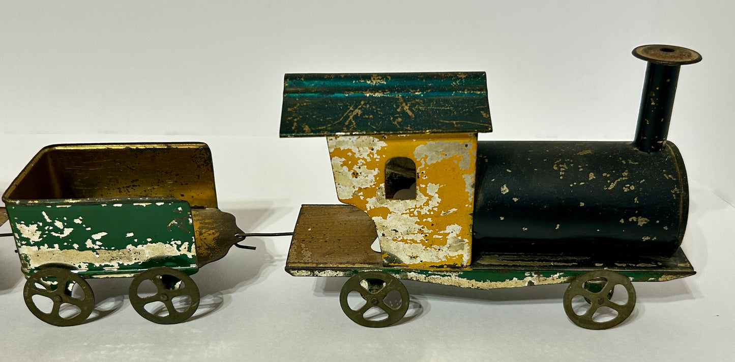 EARLY AMERICAN TIN TOY TRAIN SET