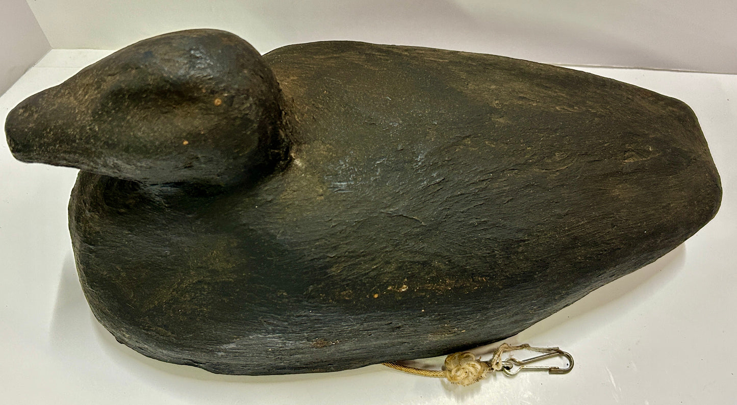 DUCK DECOY OF UGLY BLACK DUCK