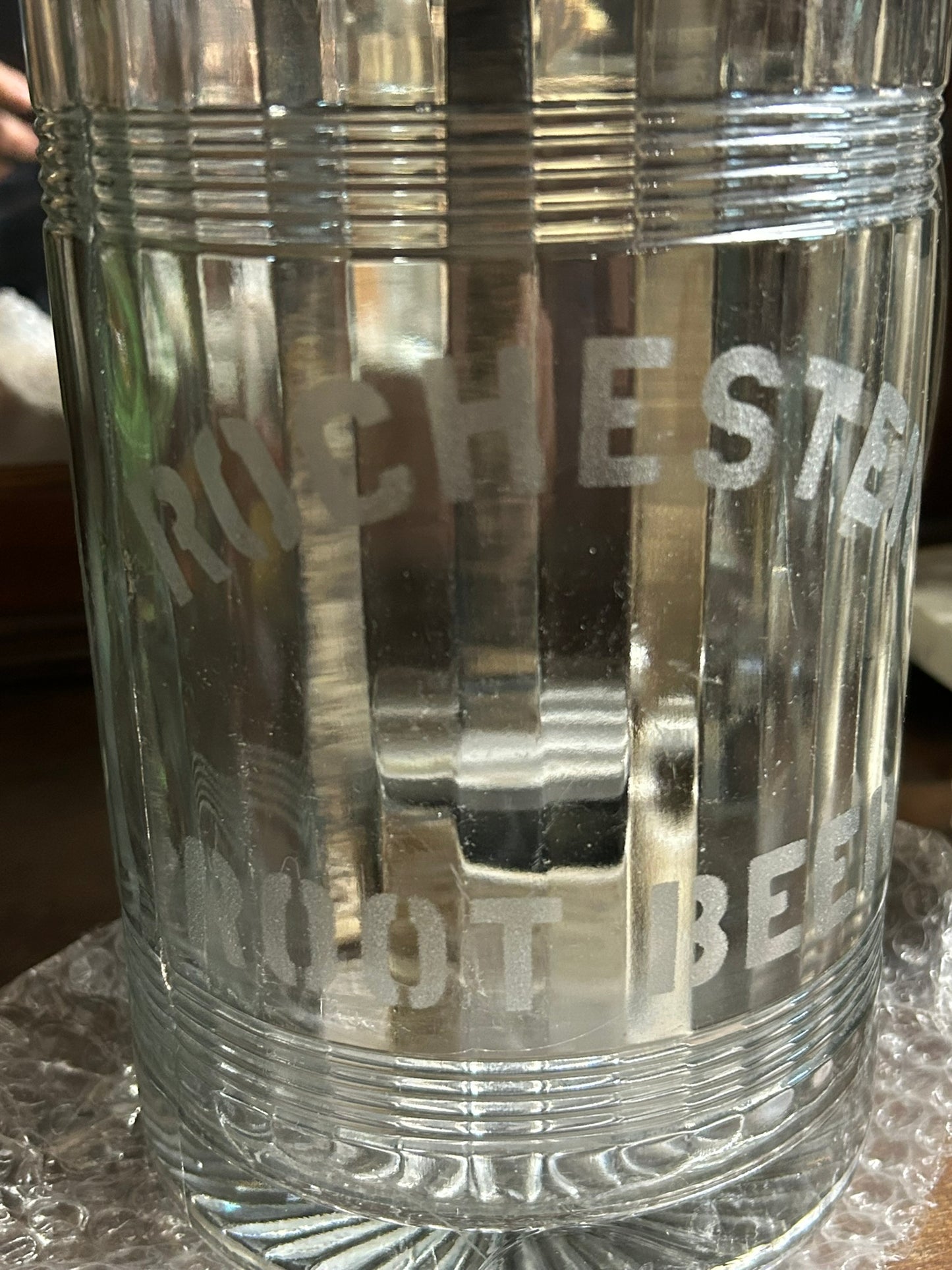 ROCHESTER ROOT BEER LARGE ANTIQUE SYRUP DISPENSER