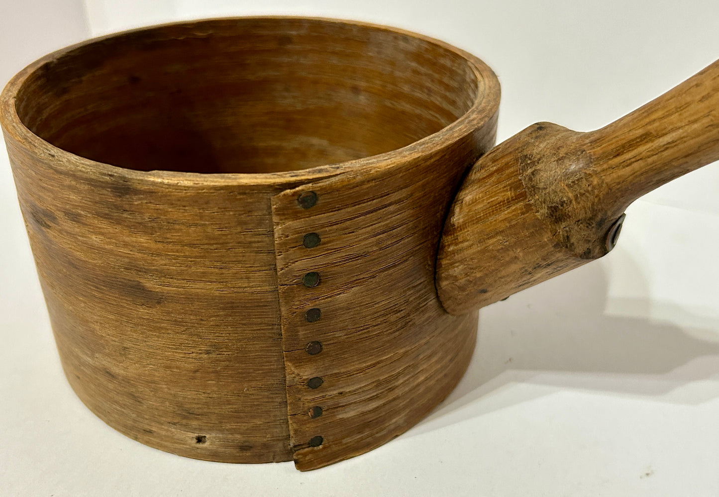 SHAKER WOODEN DIPPER