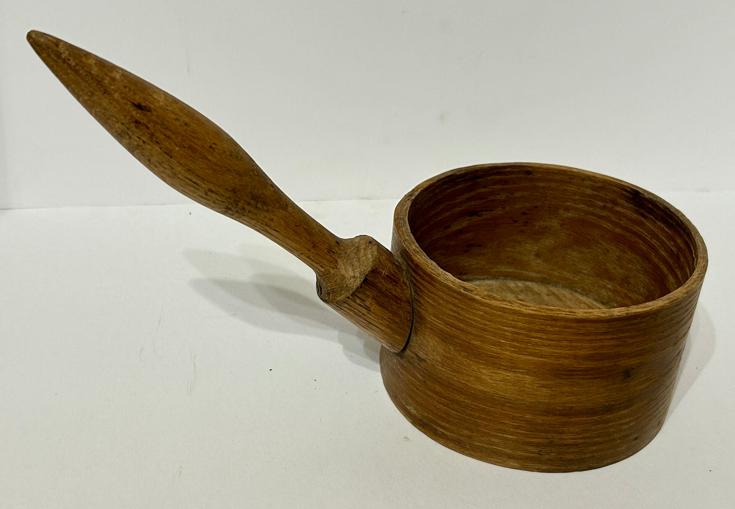 SHAKER WOODEN DIPPER