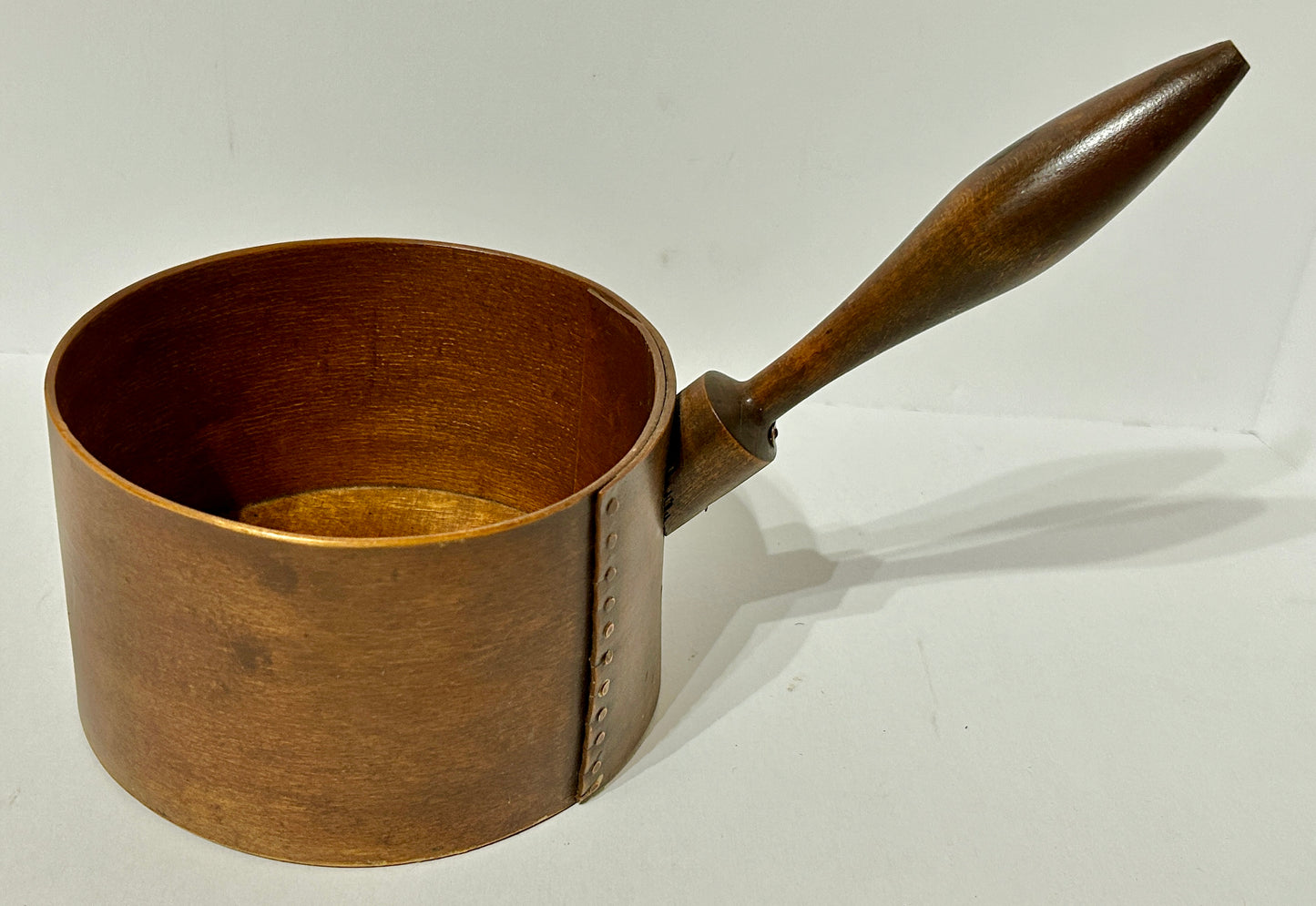 SHAKER WOODEN DIPPER