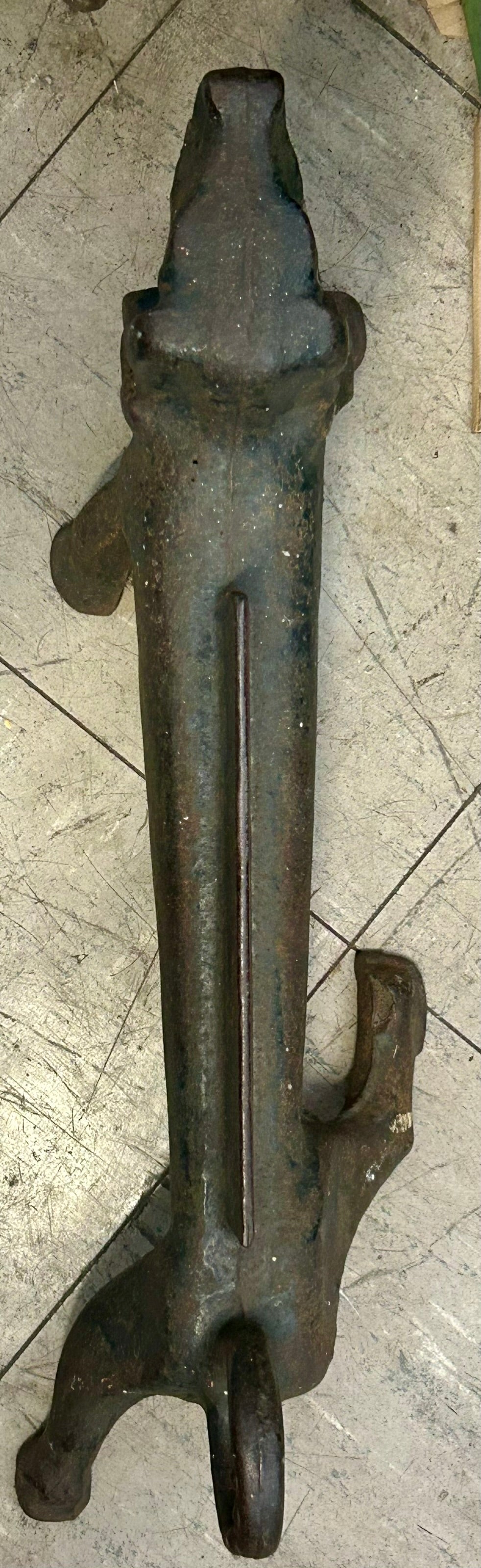 SPLAY LEGGED CAST IRON UNUSUAL DACHSHUND ANTIQUE FOOT SCRAPER
