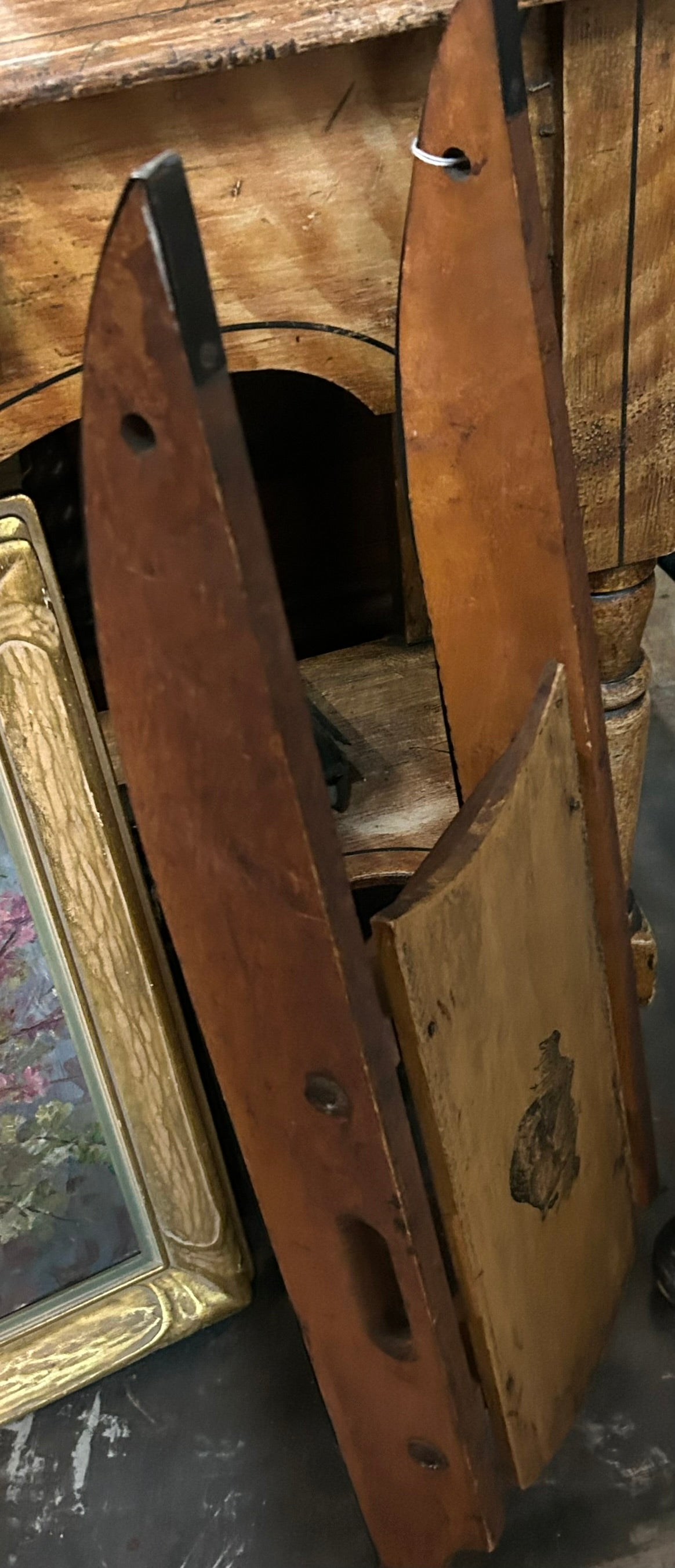 ANTIQUE CHILDS WOOD SLED WITH IMAGE OF BUFFALO