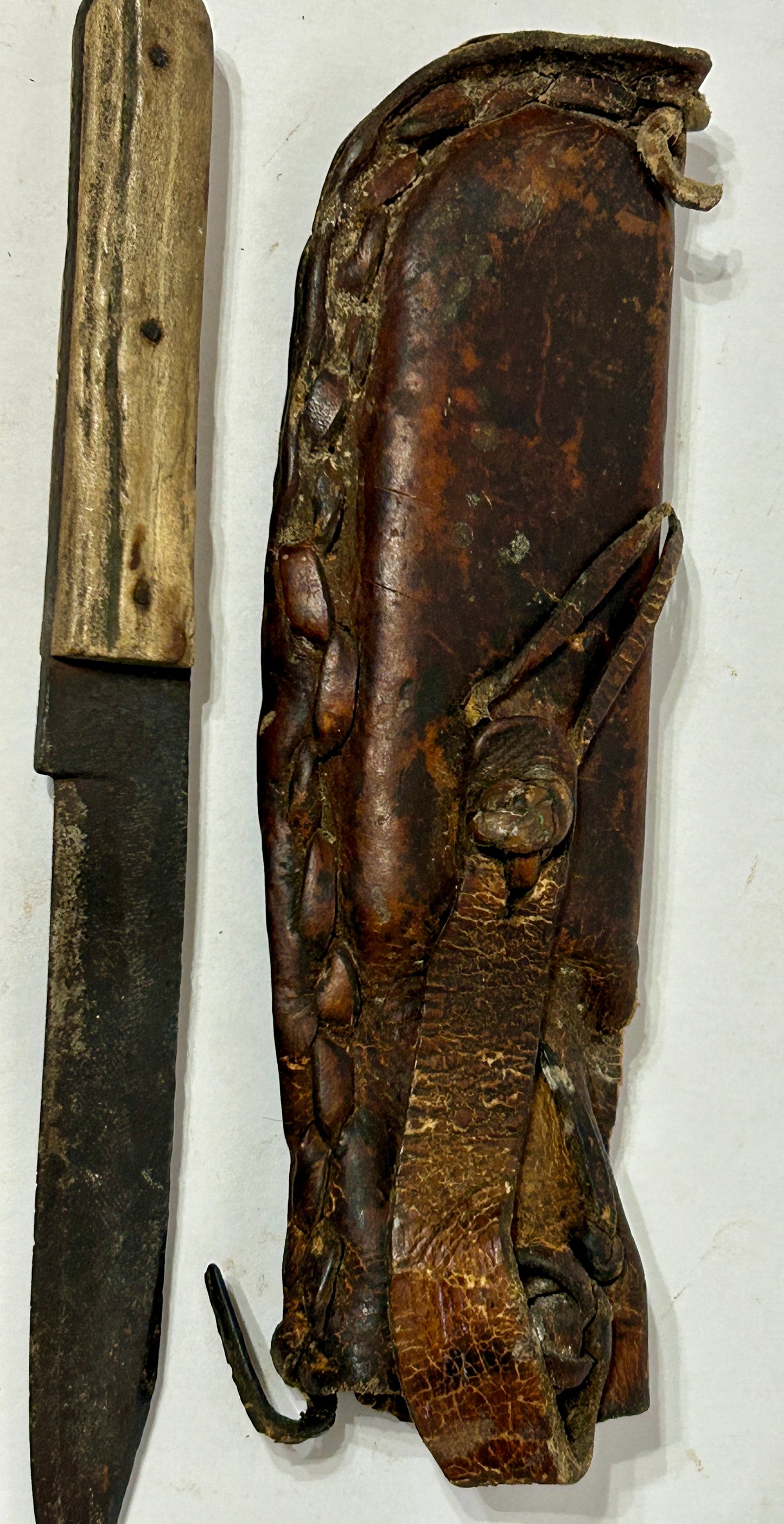 ANTIQUE KNIFE WITH STAG HANDLE IN EARLY HANDMADE SHEATH