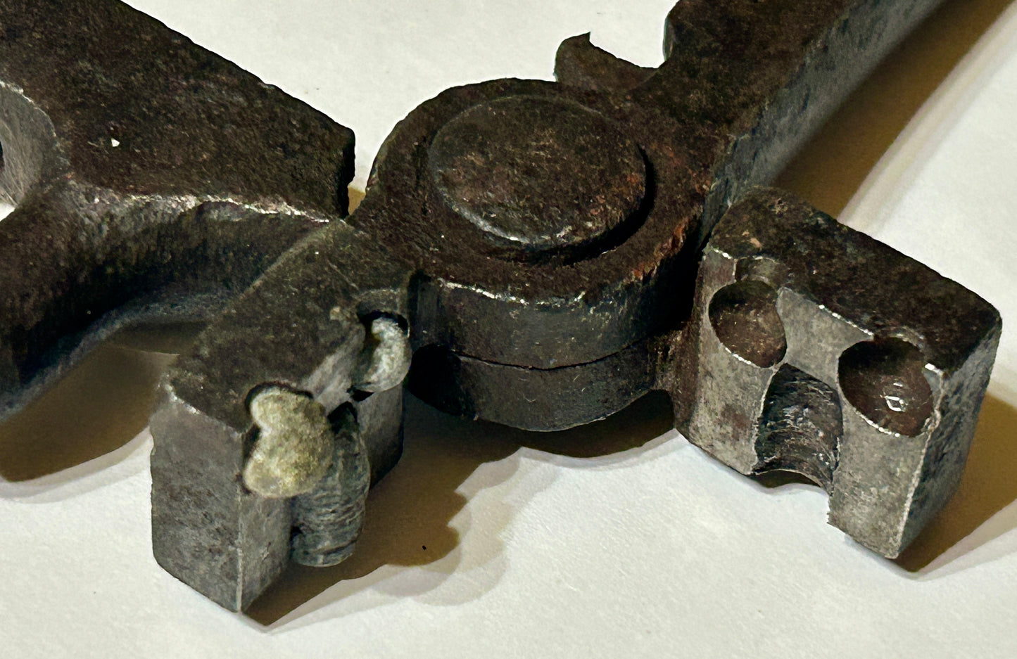 ANTIQUE IRON BULLET MOLD
