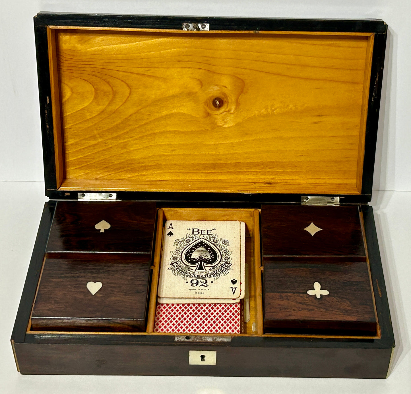 CARD COUNTERS IN ANTIQUE ROSEWOOD BOX WITH DYED BONE COUNTERS