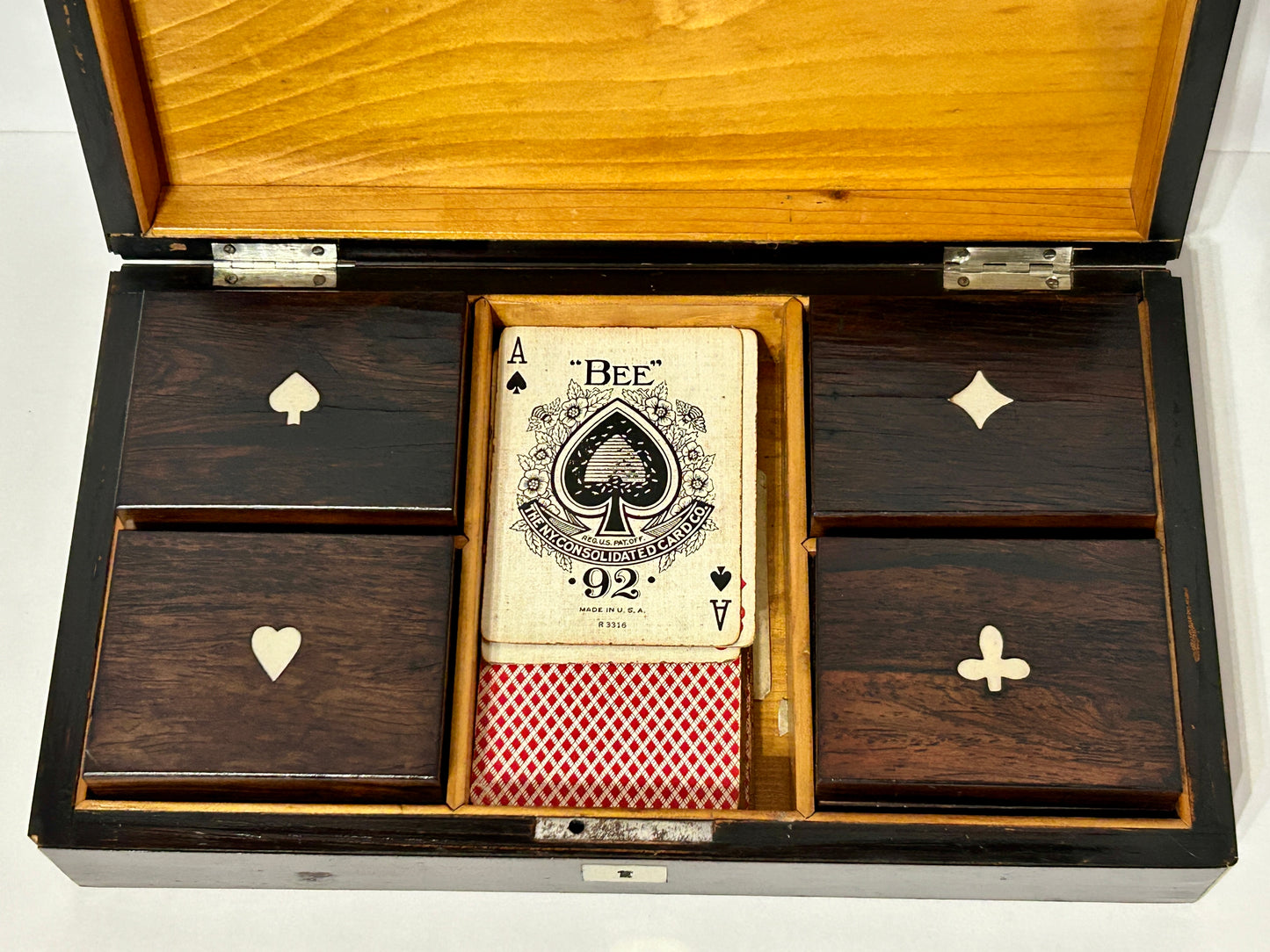 CARD COUNTERS IN ANTIQUE ROSEWOOD BOX WITH DYED BONE COUNTERS