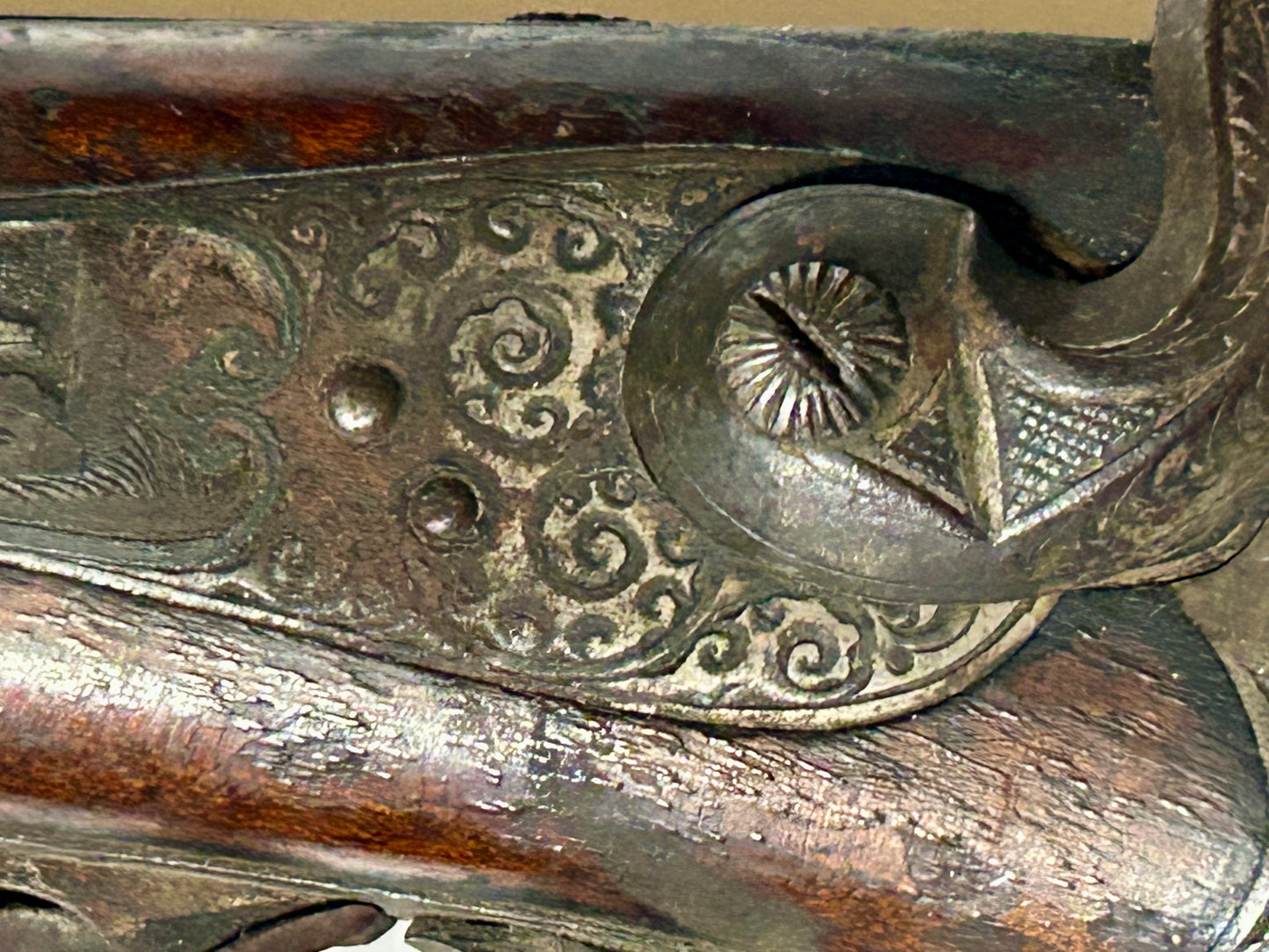 ANTIQUE DOUBLE BARREL SHOTGUN RECEIVER WITH FANCY ANIMAL ENGRAVINGS