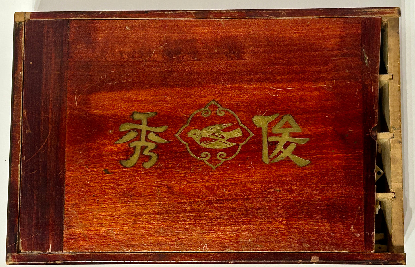 ANTIQUE MAHJONG SET WITH 145 BONE TILES