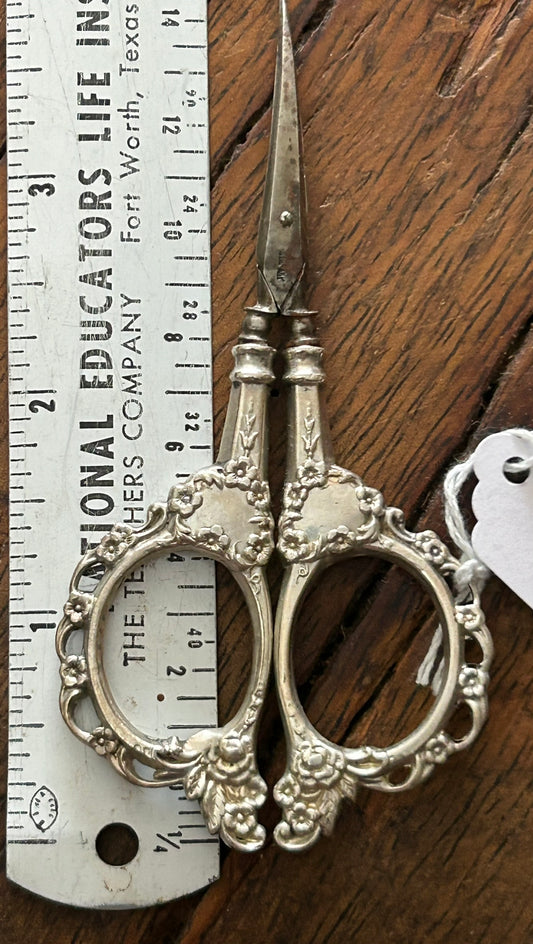 STERLING SILVER ANTIQUE SCISSORS