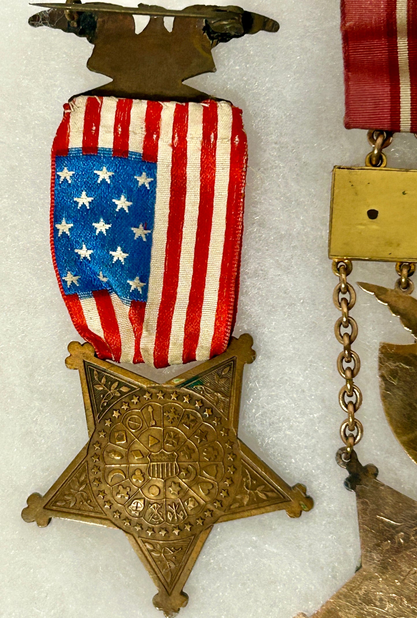 CIVIL WAR VETERANS RARE GOLD MEDAL WITH DIAMOND, RUBY, & SHAPPHIRE STONES