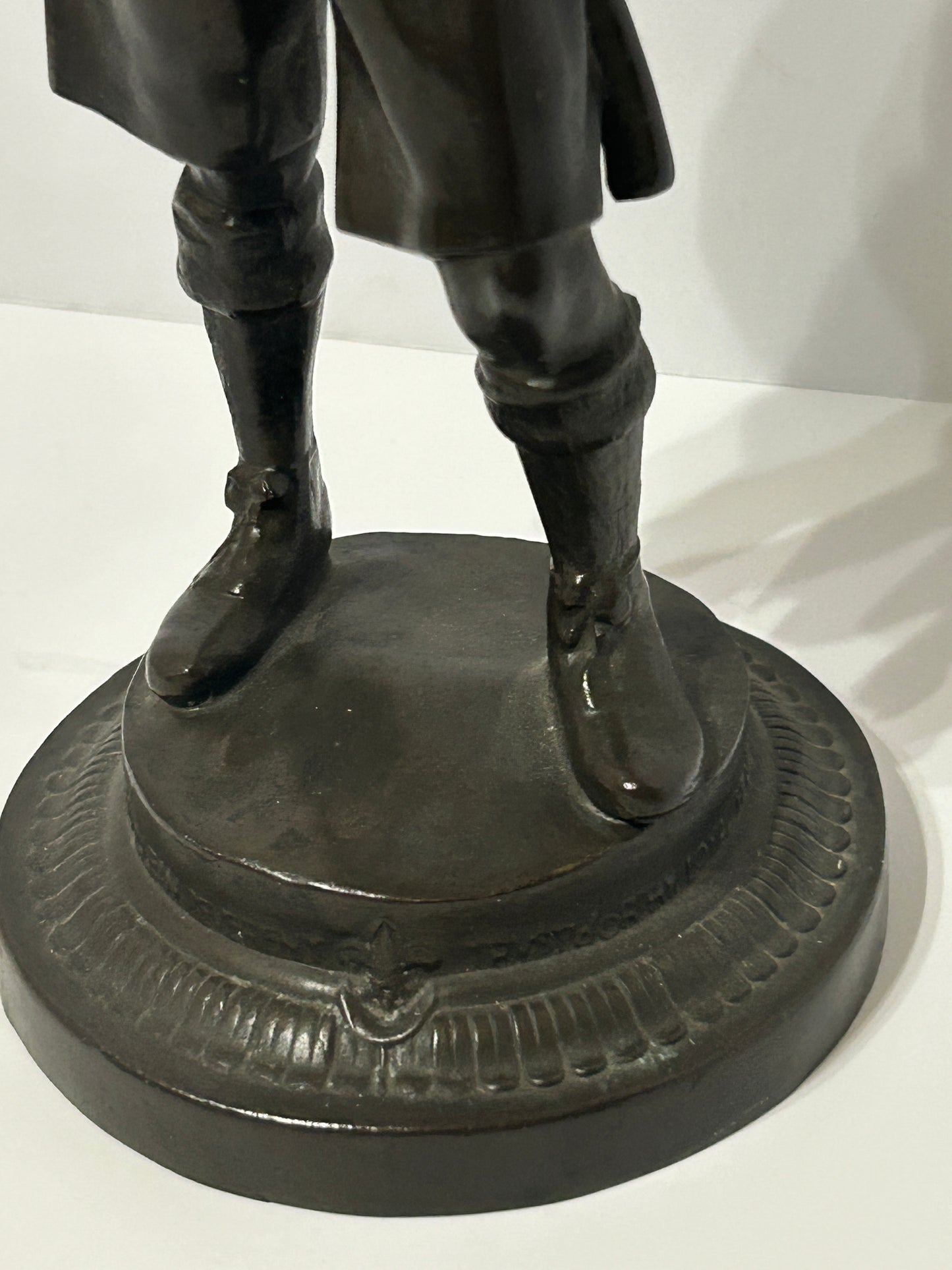 BOY SCOUT EARLY SPELTER METAL STATUE