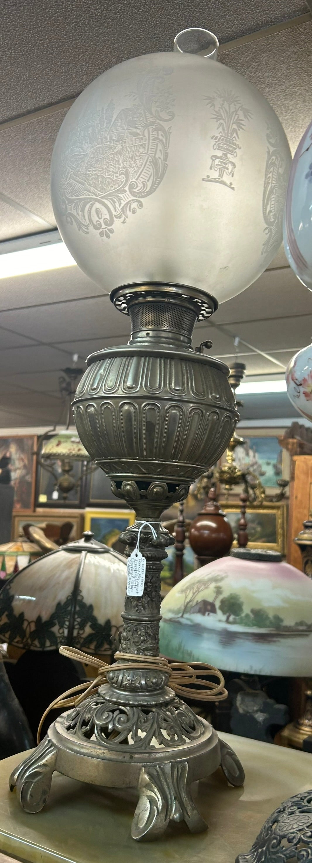 BANQUET LAMP WITH ORIGINAL SHADE