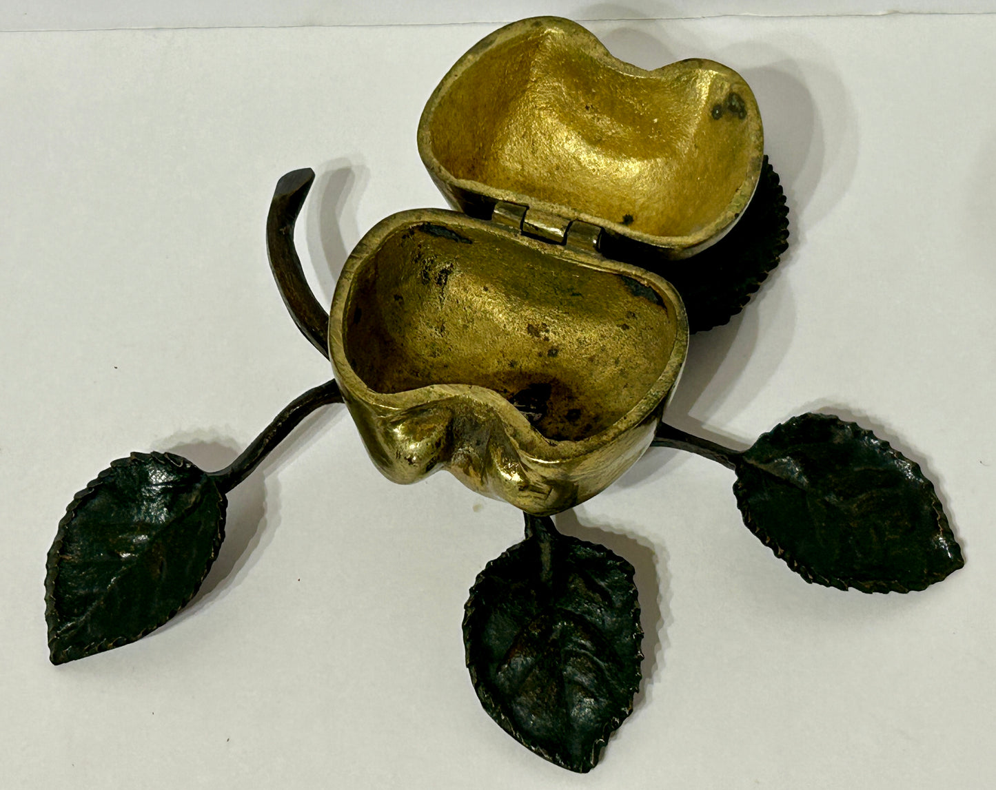 BRONZE APPLE WITH LEAVES FIGURAL COMPARTMENT